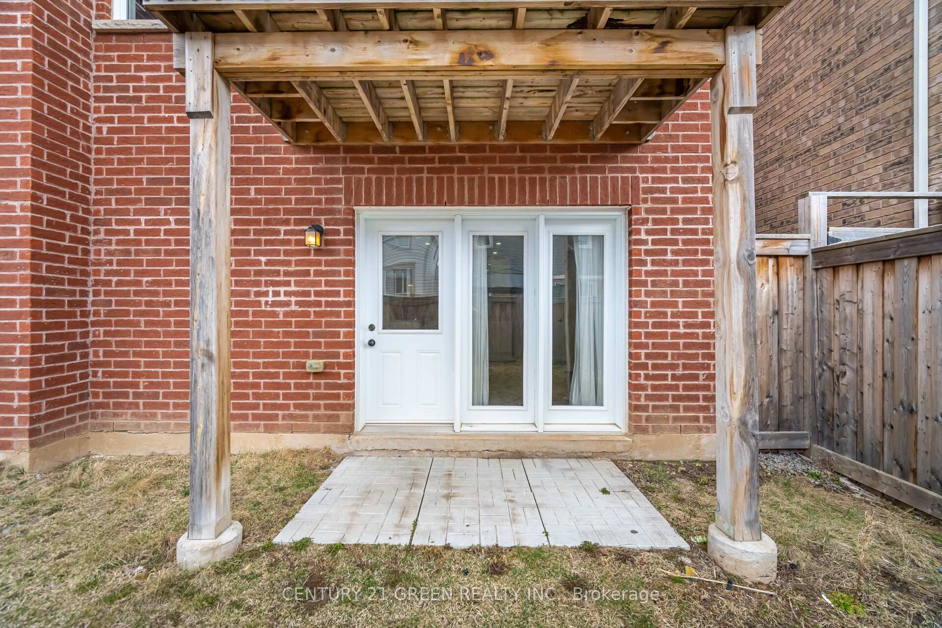 Photo 5 of Unit Bsmt, 234 Hinton Terrace, Milton, Ford — HOMEH