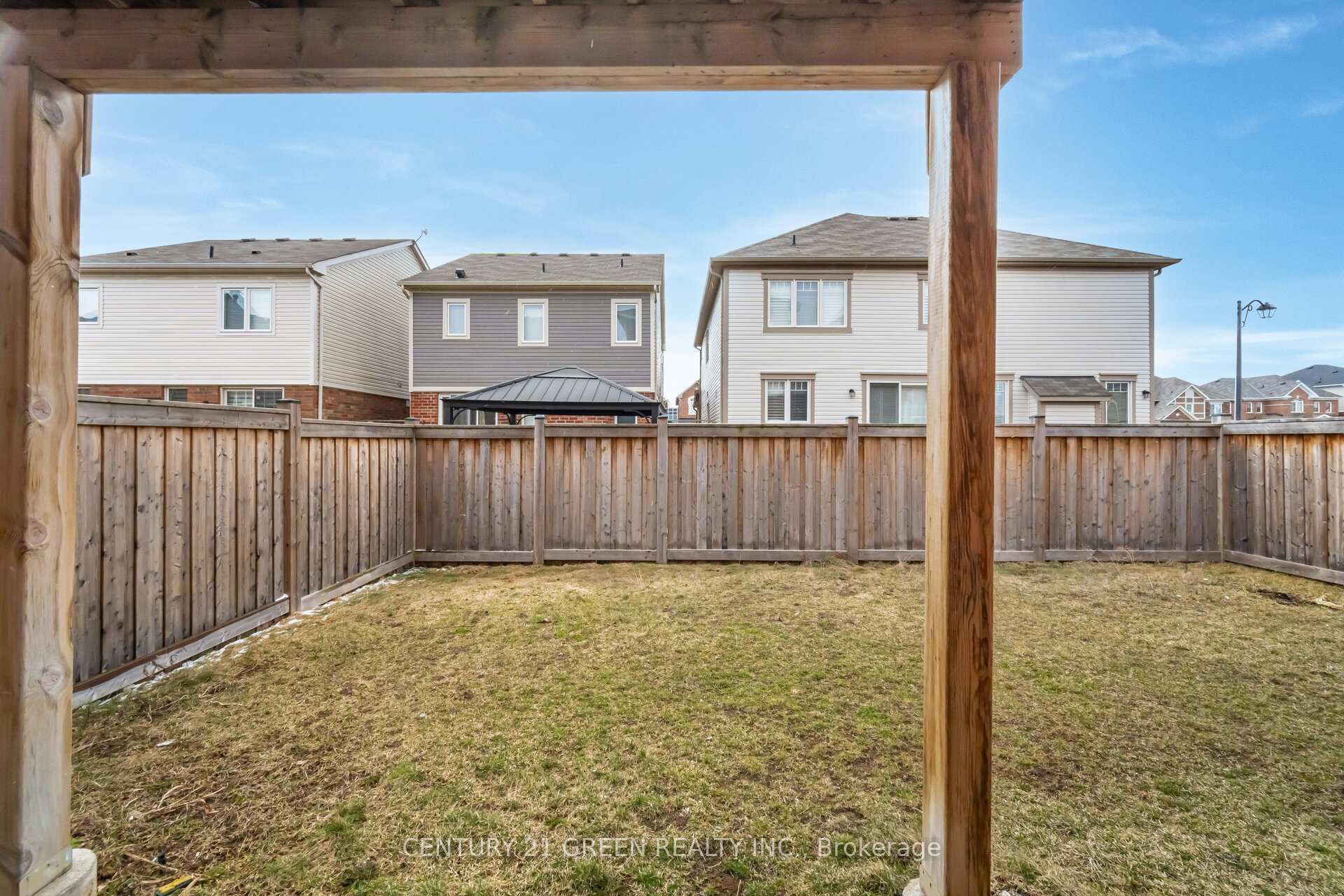 Photo 26 of Unit Bsmt, 234 Hinton Terrace, Milton, Ford — HOMEH