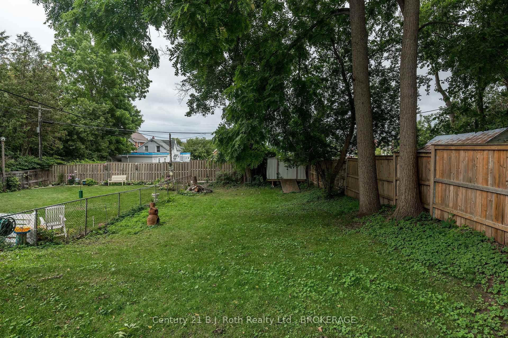 Photo 5 of 145 Mary Street, Orillia — HOMEH