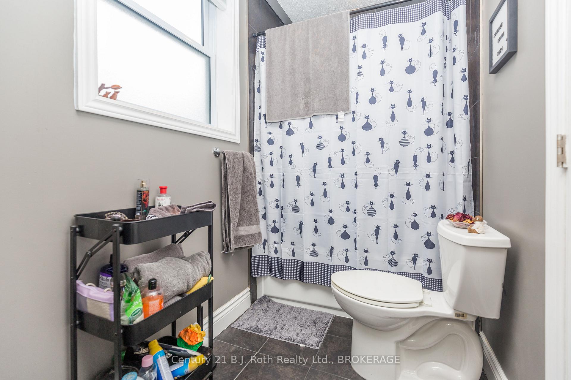 Photo 17 of 145 Mary Street, Orillia — HOMEH