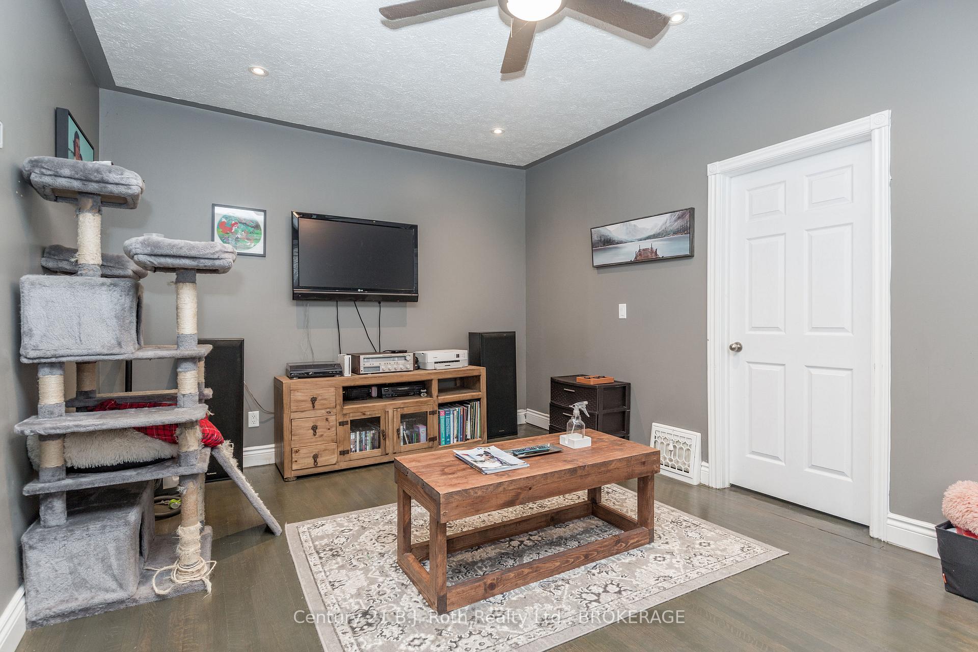 Photo 18 of 145 Mary Street, Orillia — HOMEH