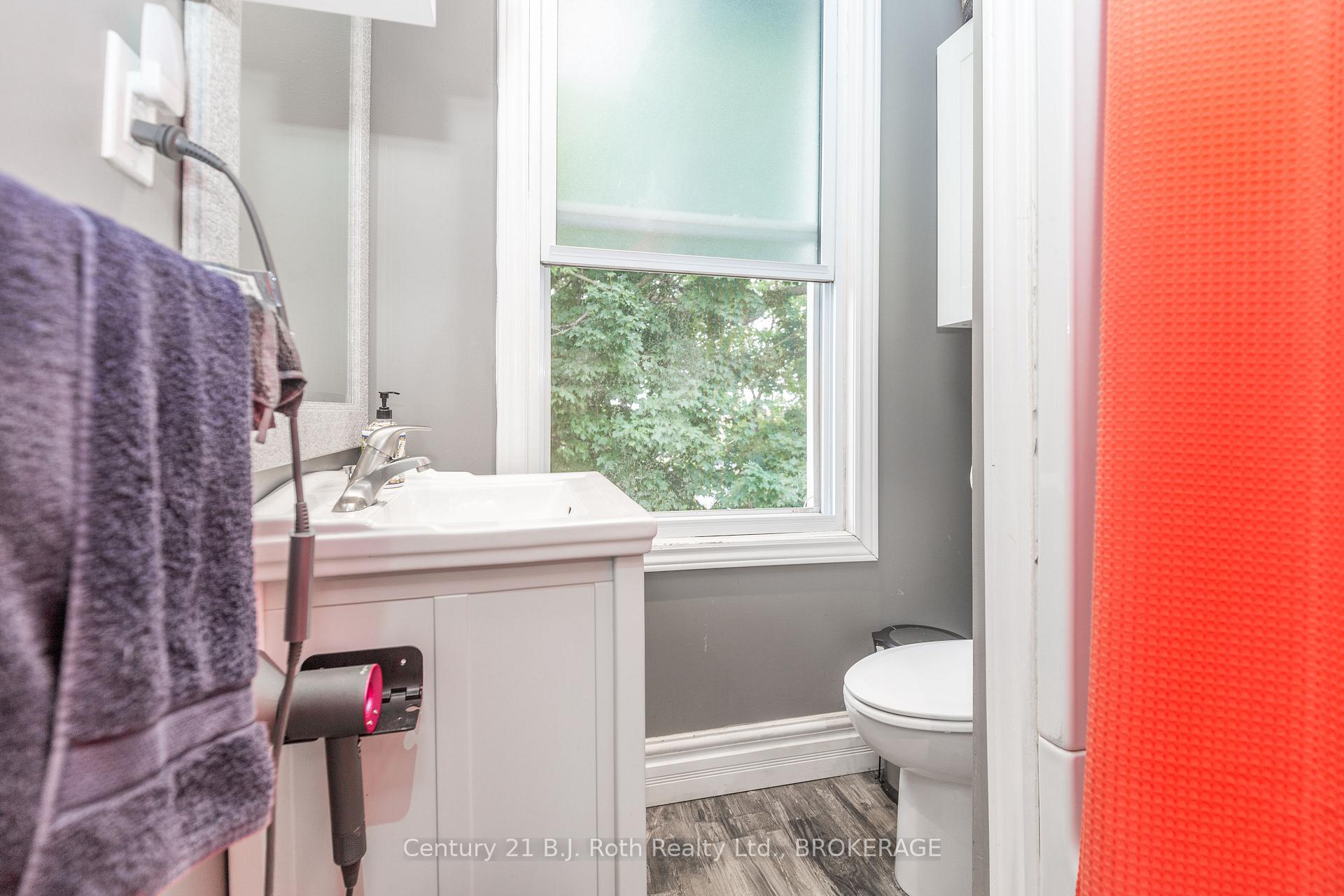 Photo 27 of 145 Mary Street, Orillia — HOMEH