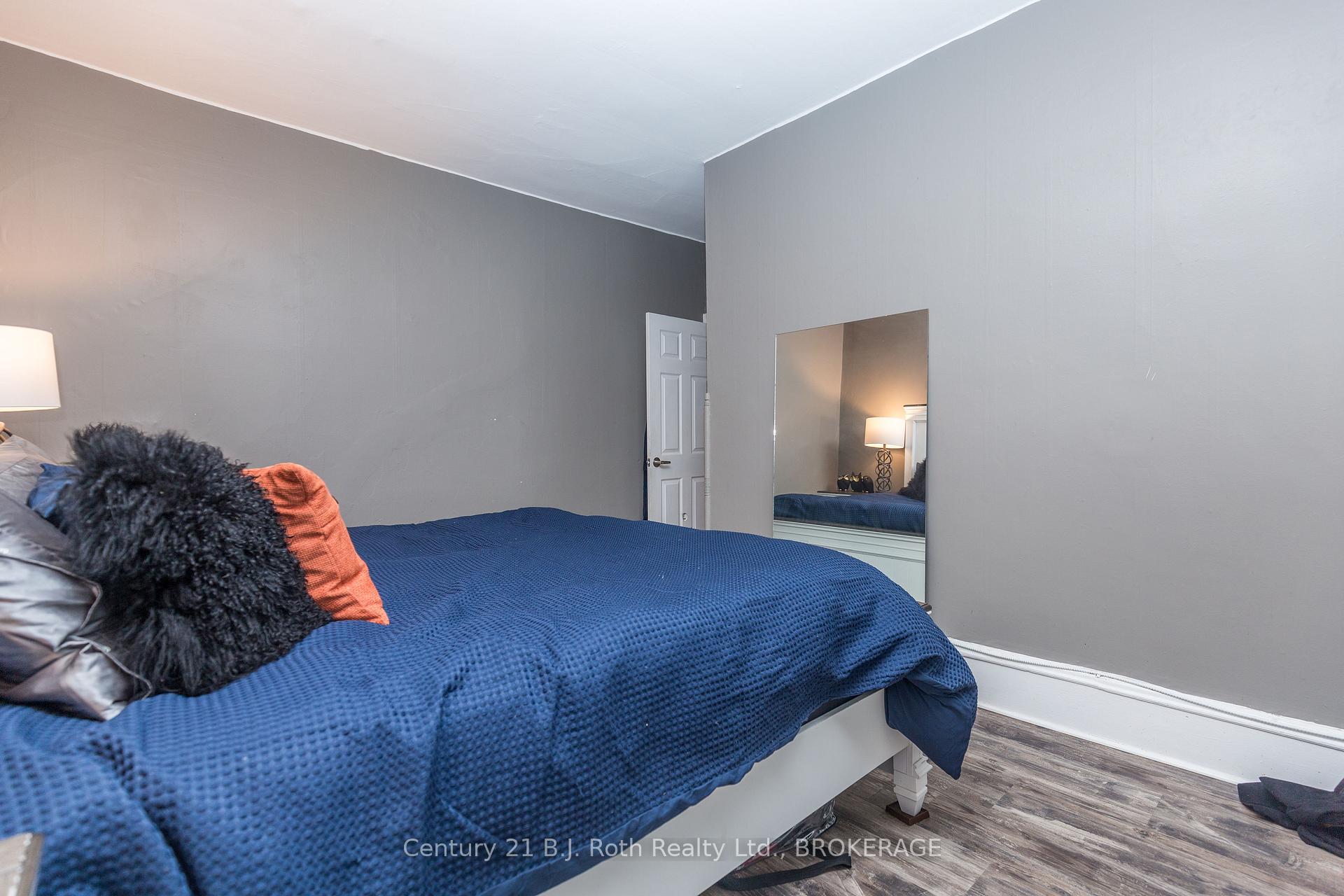 Photo 37 of 145 Mary Street, Orillia — HOMEH