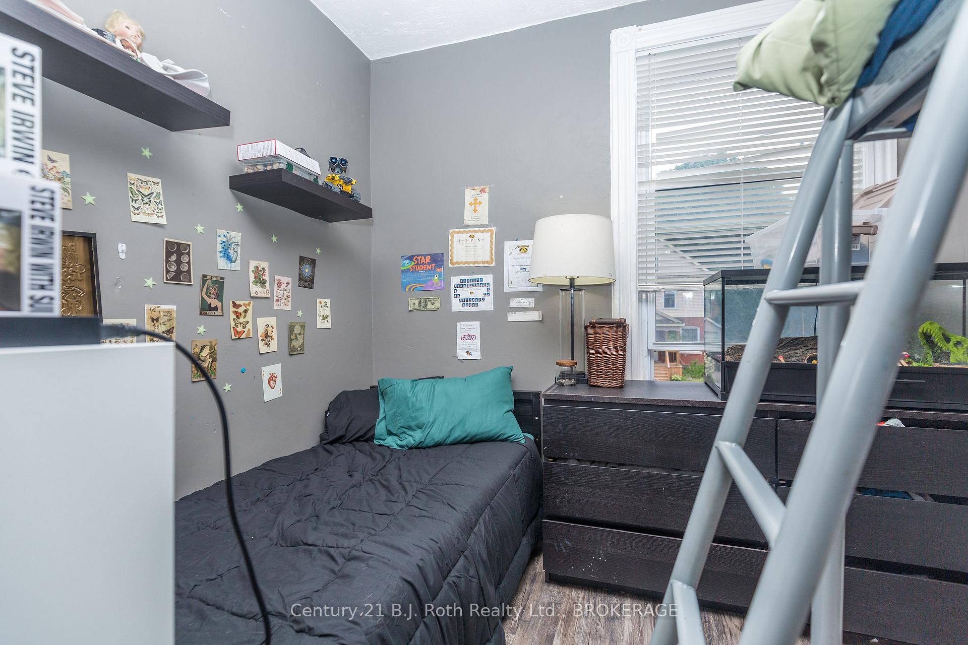 Photo 38 of 145 Mary Street, Orillia — HOMEH