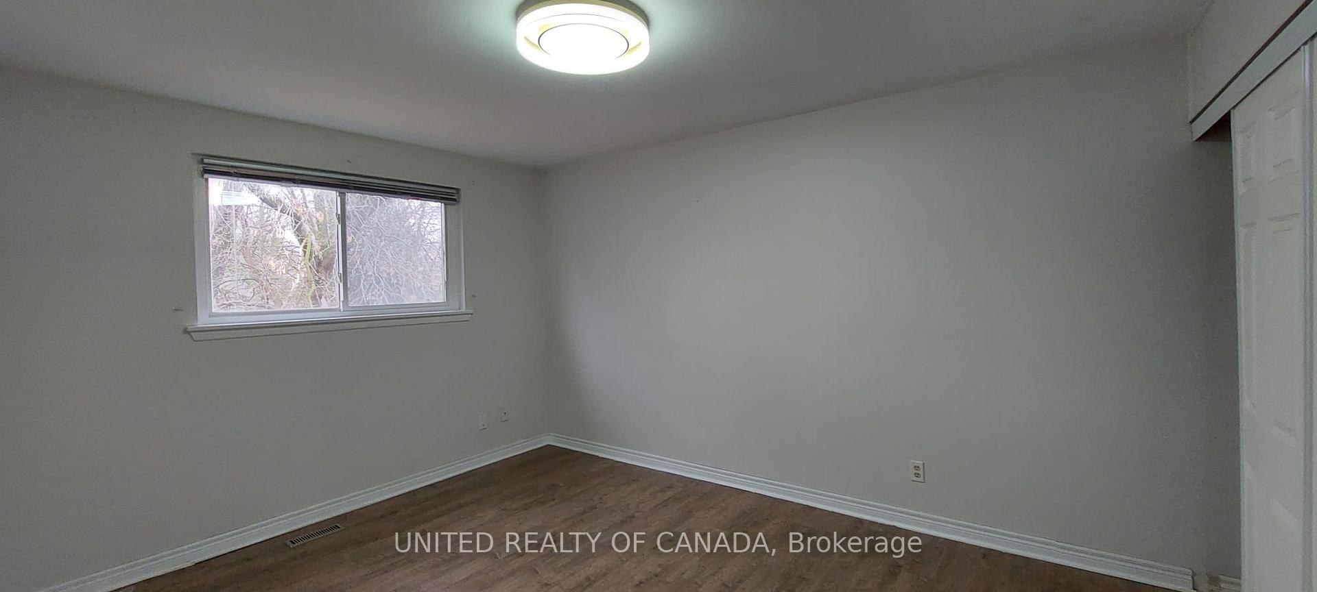 Photo 14 of Unit Main, 115 Huron Heights Drive, Newmarket, Huron Heights-Leslie Valley — HOMEH