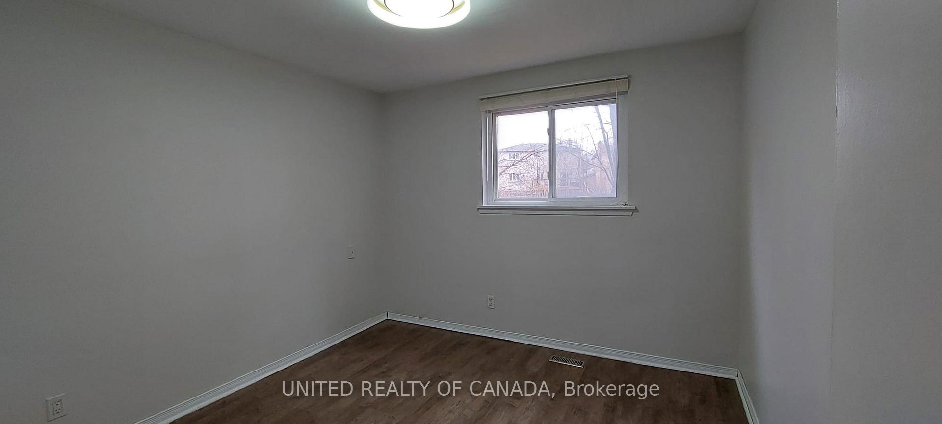 Photo 15 of Unit Main, 115 Huron Heights Drive, Newmarket, Huron Heights-Leslie Valley — HOMEH