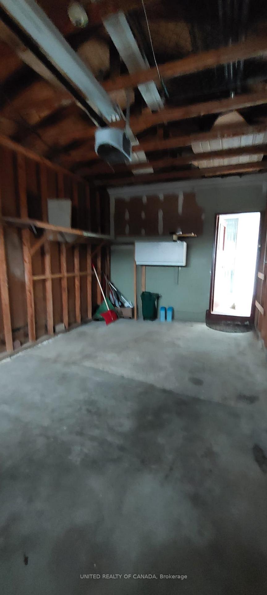 Photo 28 of Unit Main, 115 Huron Heights Drive, Newmarket, Huron Heights-Leslie Valley — HOMEH