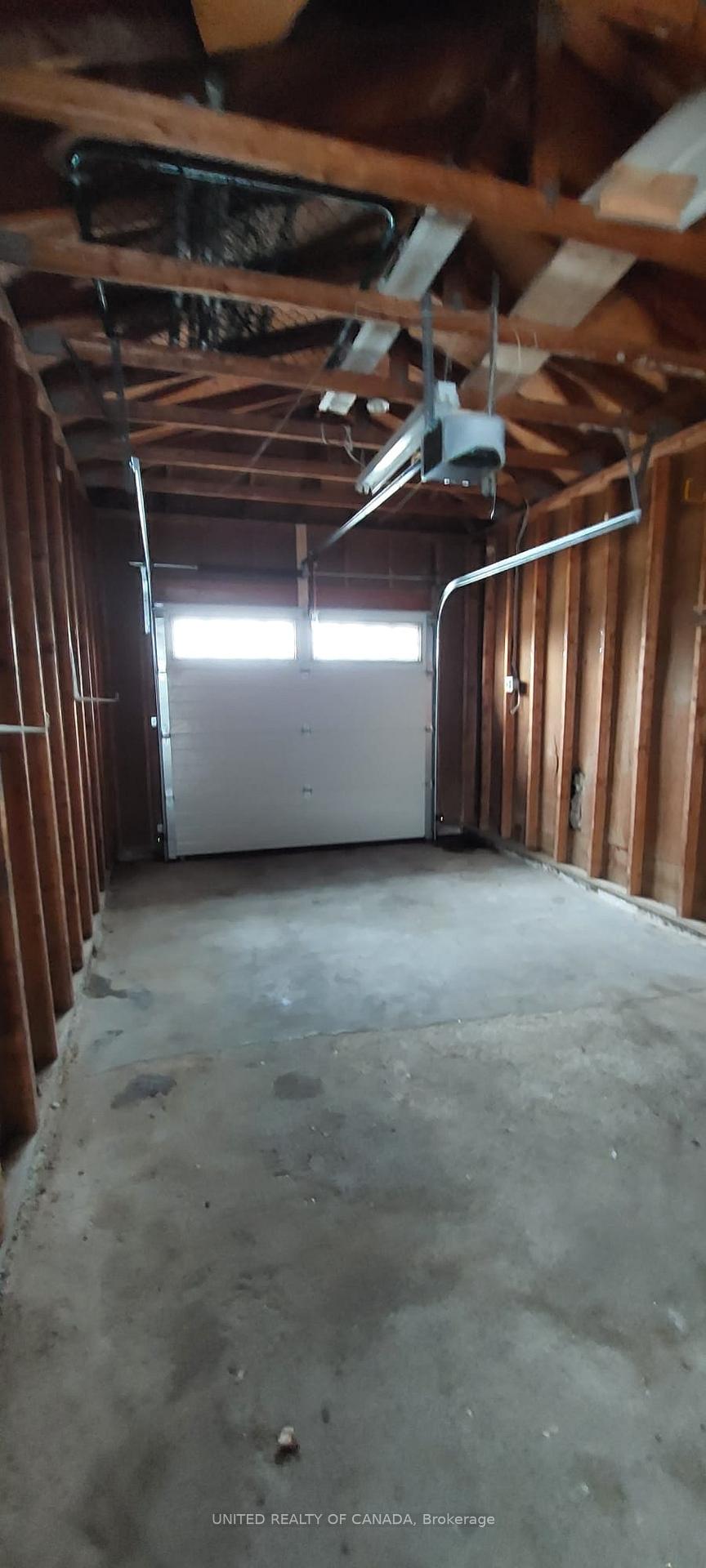 Photo 29 of Unit Main, 115 Huron Heights Drive, Newmarket, Huron Heights-Leslie Valley — HOMEH