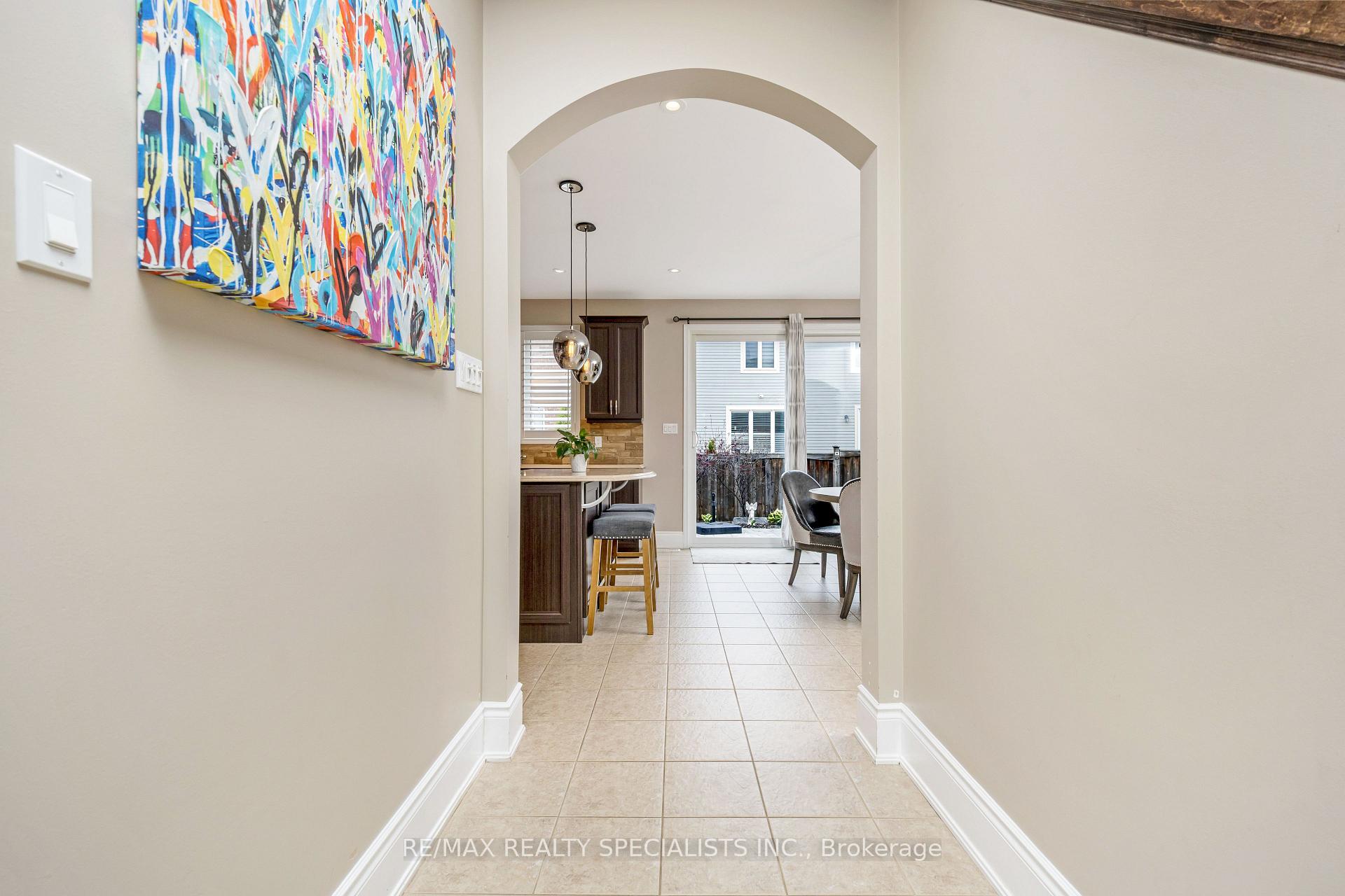 Photo 5 of 918 Drysdale Crescent, Milton, Willmott — HOMEH