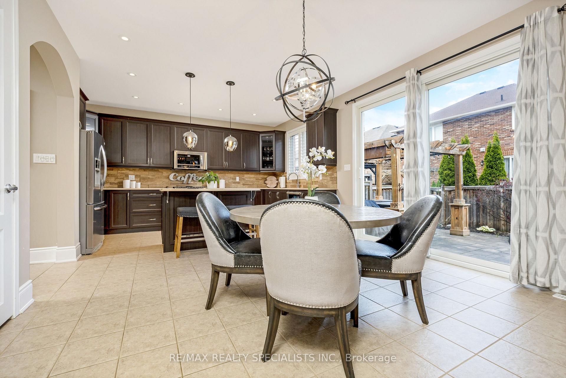 Photo 15 of 918 Drysdale Crescent, Milton, Willmott — HOMEH