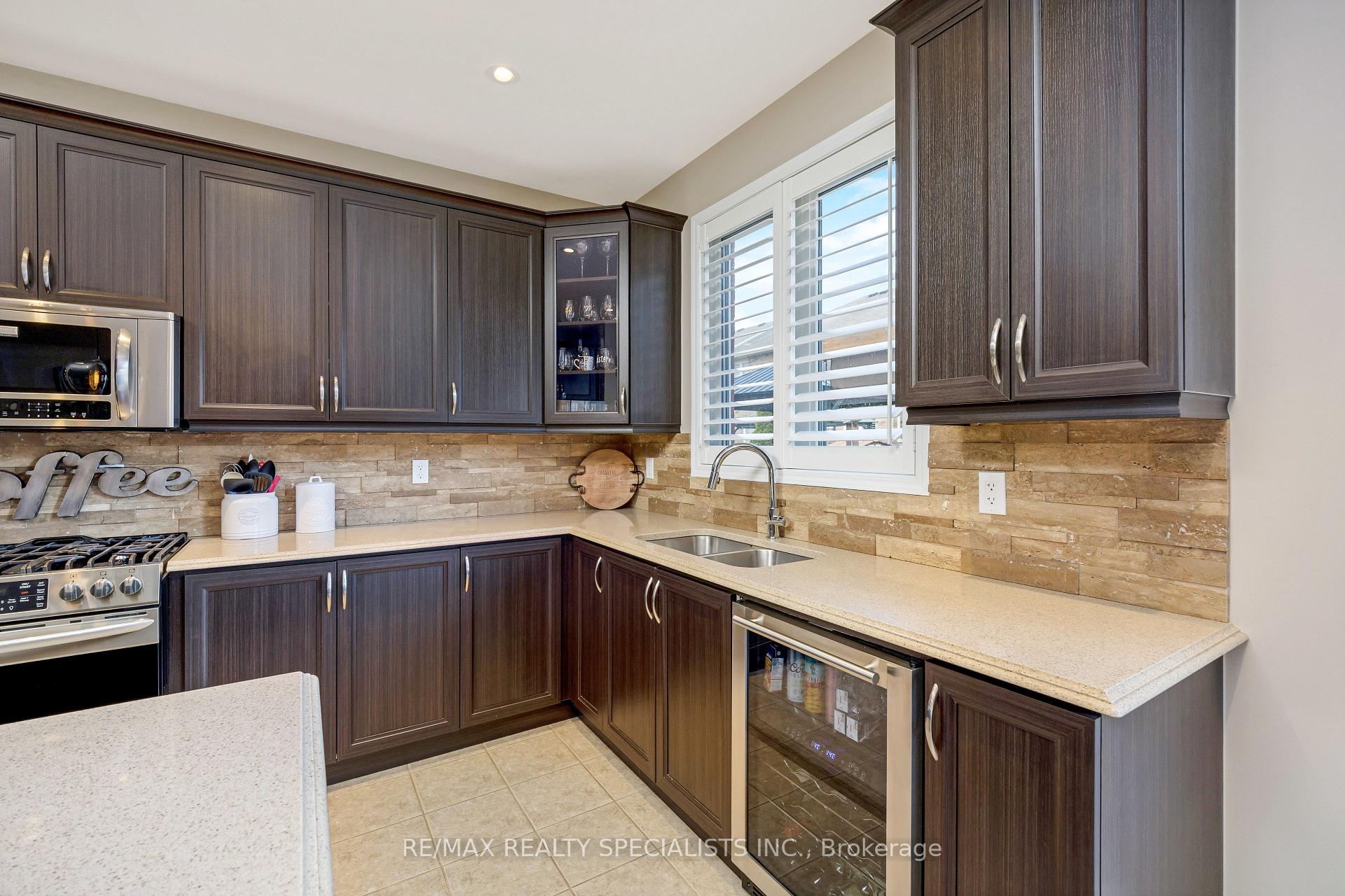 Photo 21 of 918 Drysdale Crescent, Milton, Willmott — HOMEH