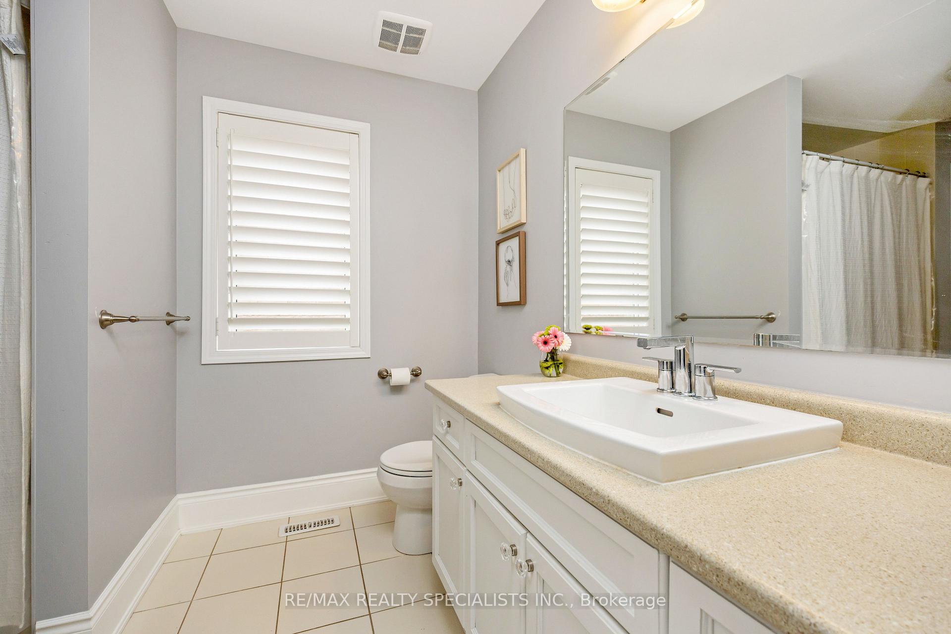 Photo 40 of 918 Drysdale Crescent, Milton, Willmott — HOMEH