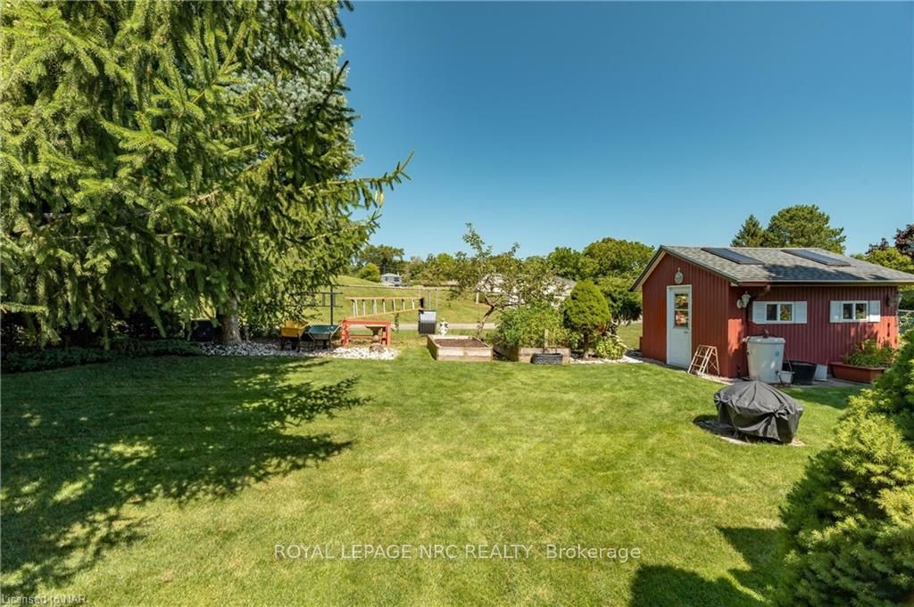 Photo 17 of 41 Bigelow Crescent, Pelham, Fonthill — HOMEH