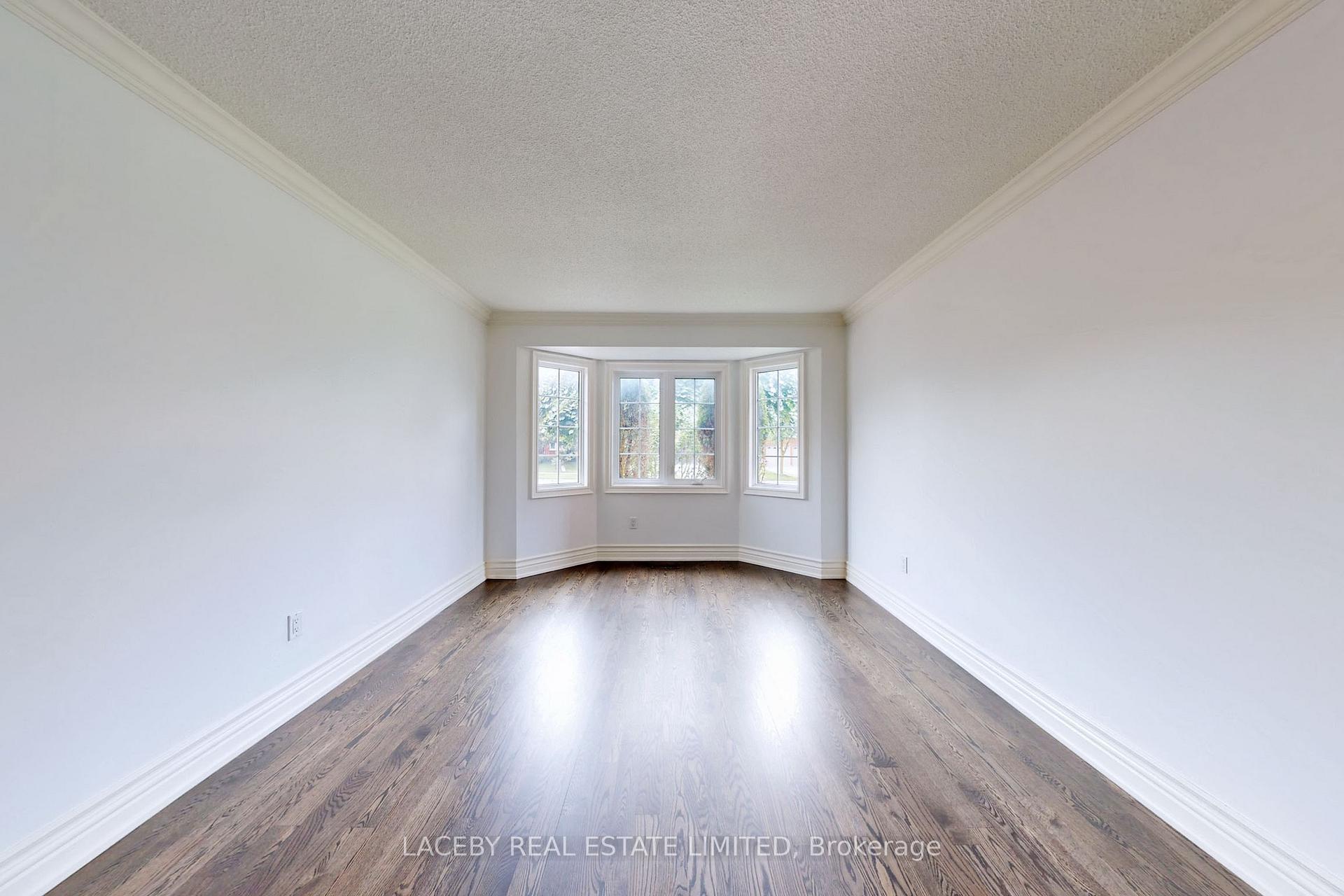 Photo 5 of Unit Upper, 175 Savage Road, Newmarket, Armitage — HOMEH