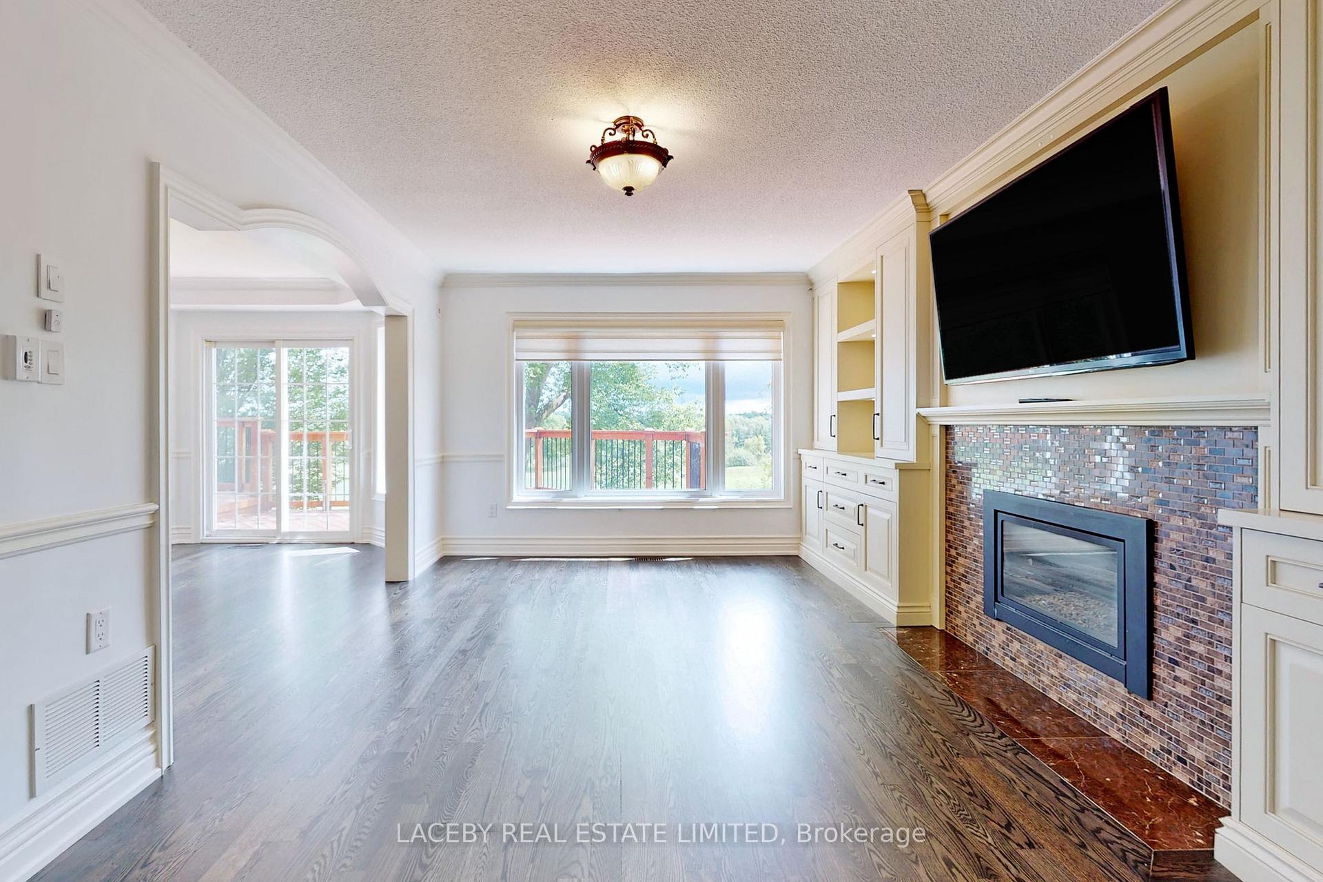 Photo 10 of Unit Upper, 175 Savage Road, Newmarket, Armitage — HOMEH