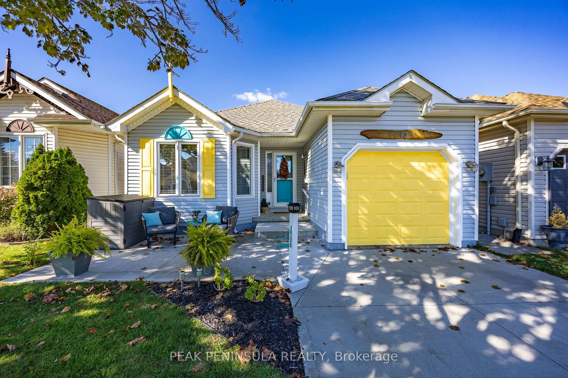 Photo 1 of 18 Long Point Boulevard, Norfolk, Port Rowan — HOMEH