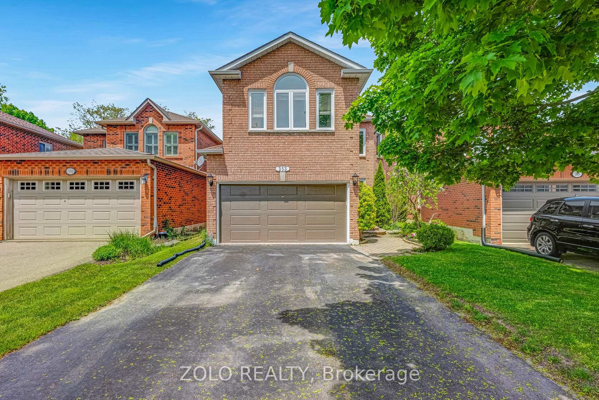Front of 353 Pickering Crescent