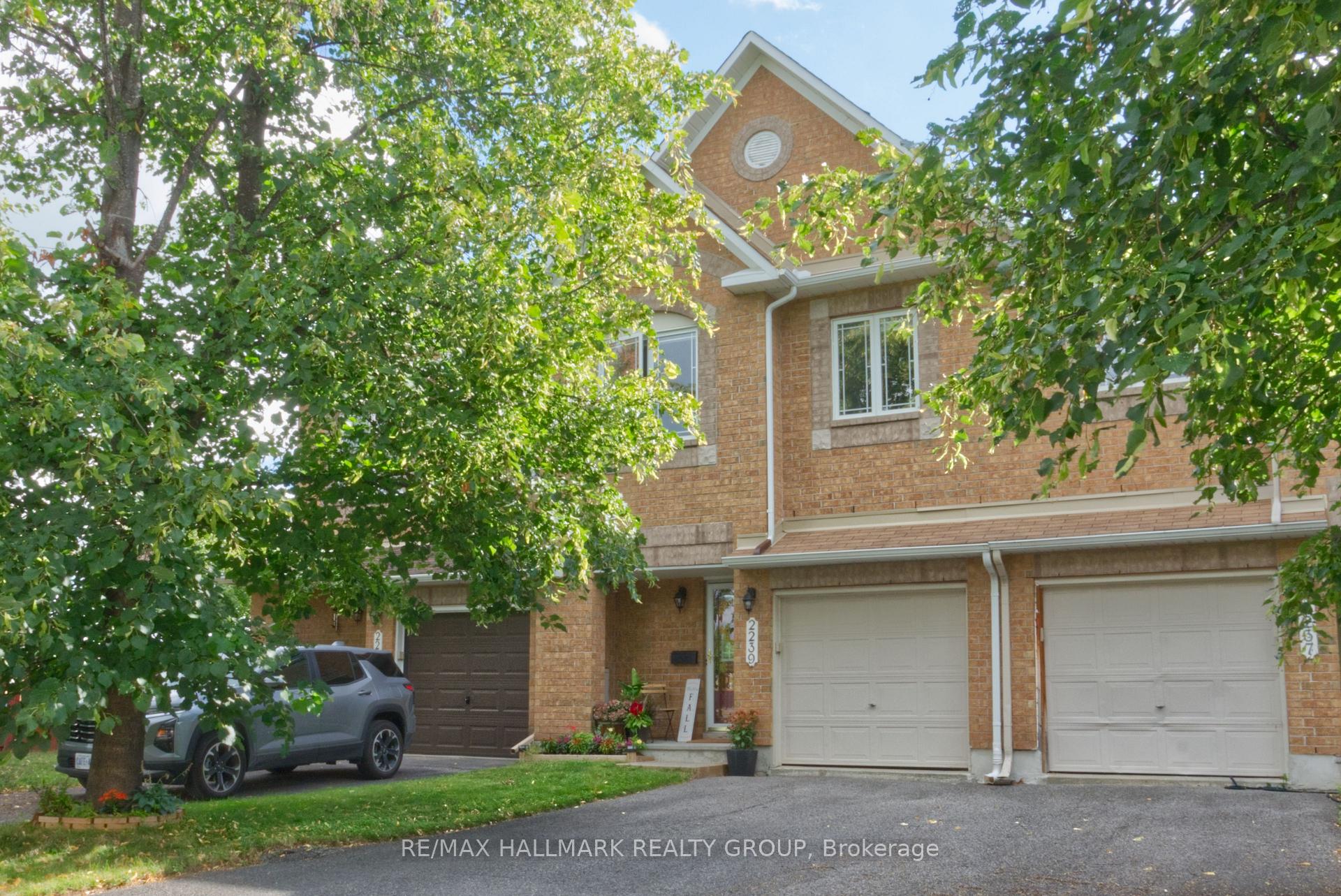 Photo 1 of 2239 Brockstone Crescent, Ottawa, Avalon East — HOMEH