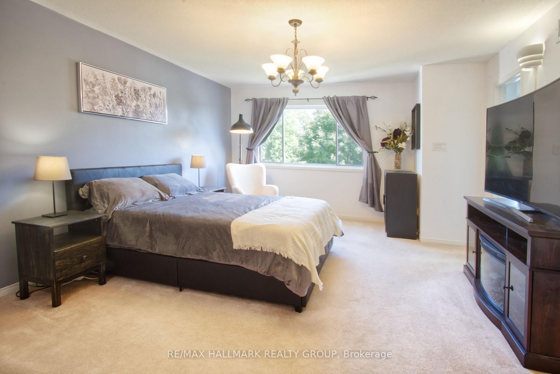 Photo 18 of 2239 Brockstone Crescent, Ottawa, Avalon East — HOMEH