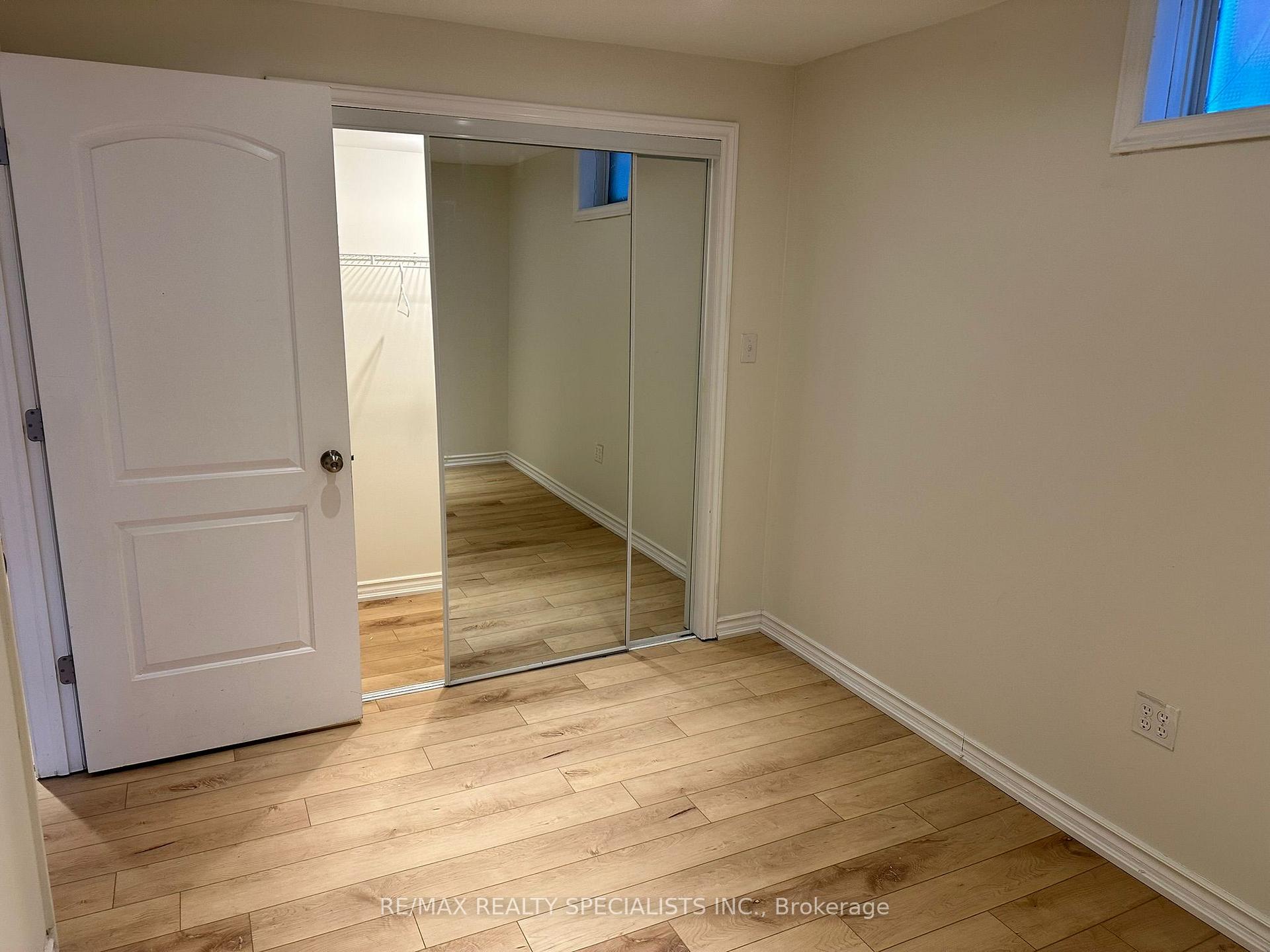 Photo 10 of Unit Basement, 889 Minchin Way, Milton, Harrison — HOMEH