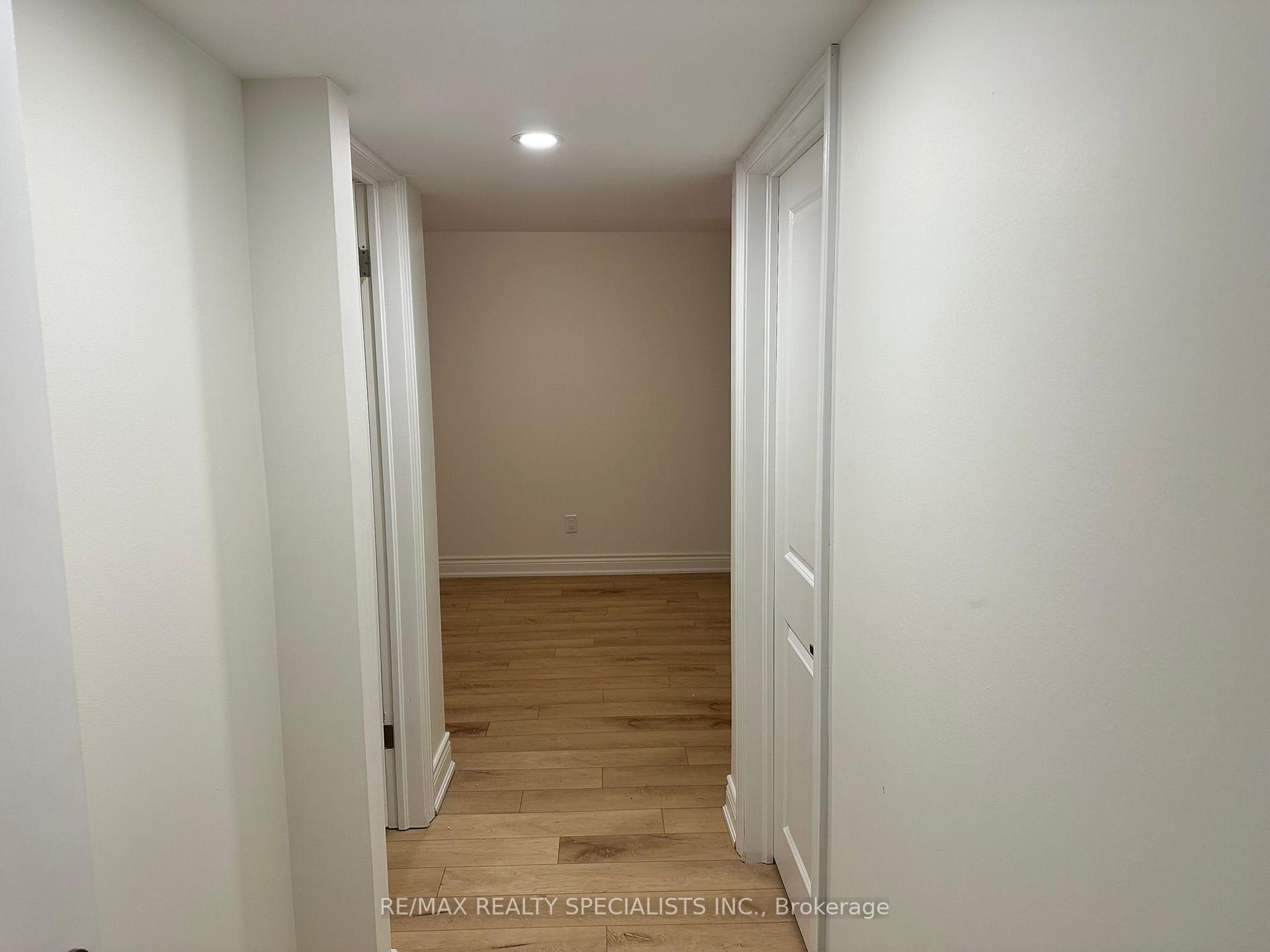 Photo 13 of Unit Basement, 889 Minchin Way, Milton, Harrison — HOMEH