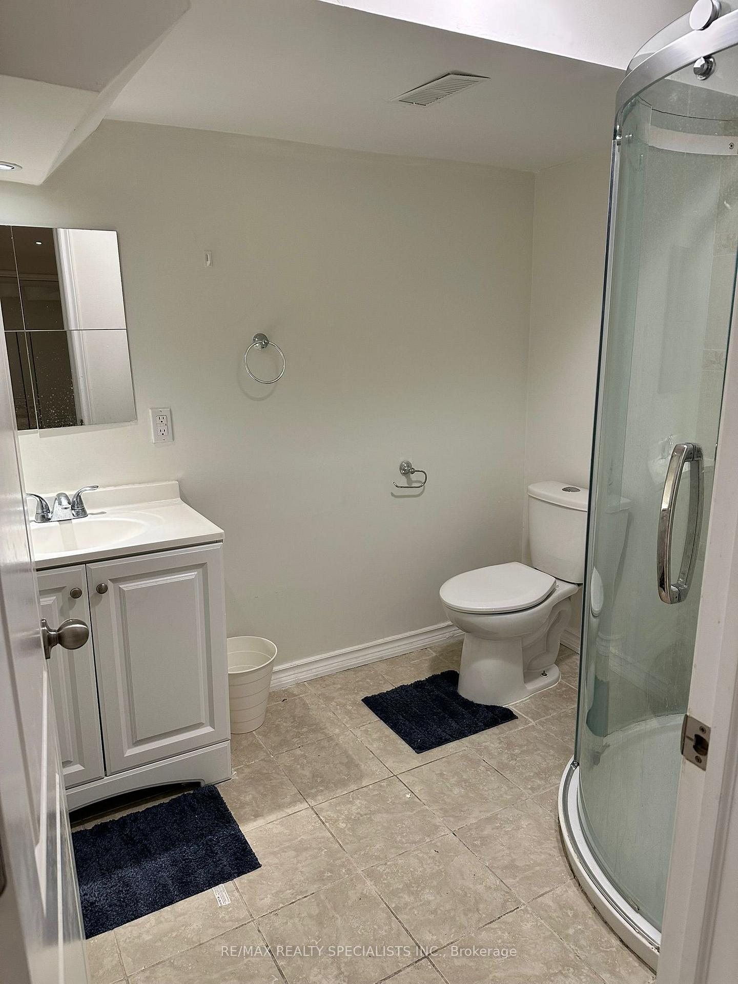 Photo 16 of Unit Basement, 889 Minchin Way, Milton, Harrison — HOMEH