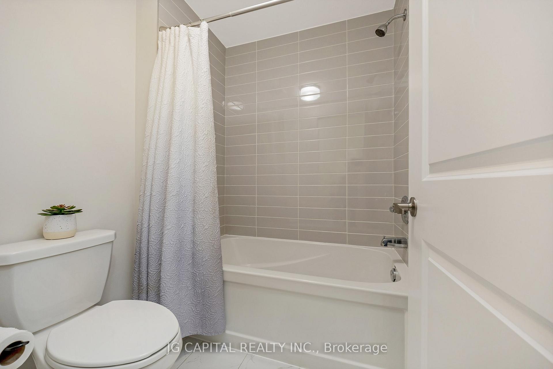 Photo 37 of 1388 Farmstead Drive, Milton, Ford — HOMEH