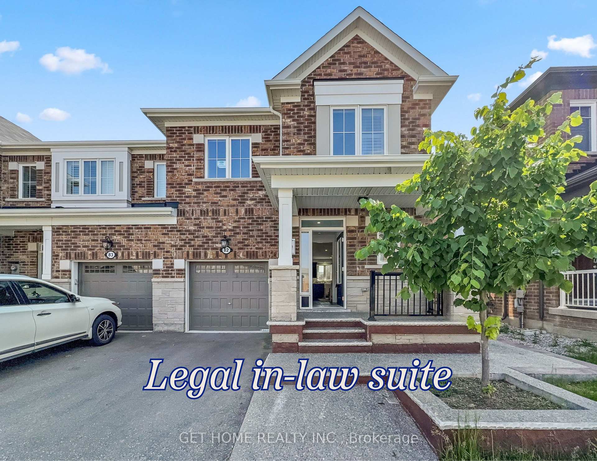 Front of Unit 82, 975 Whitlock Avenue N