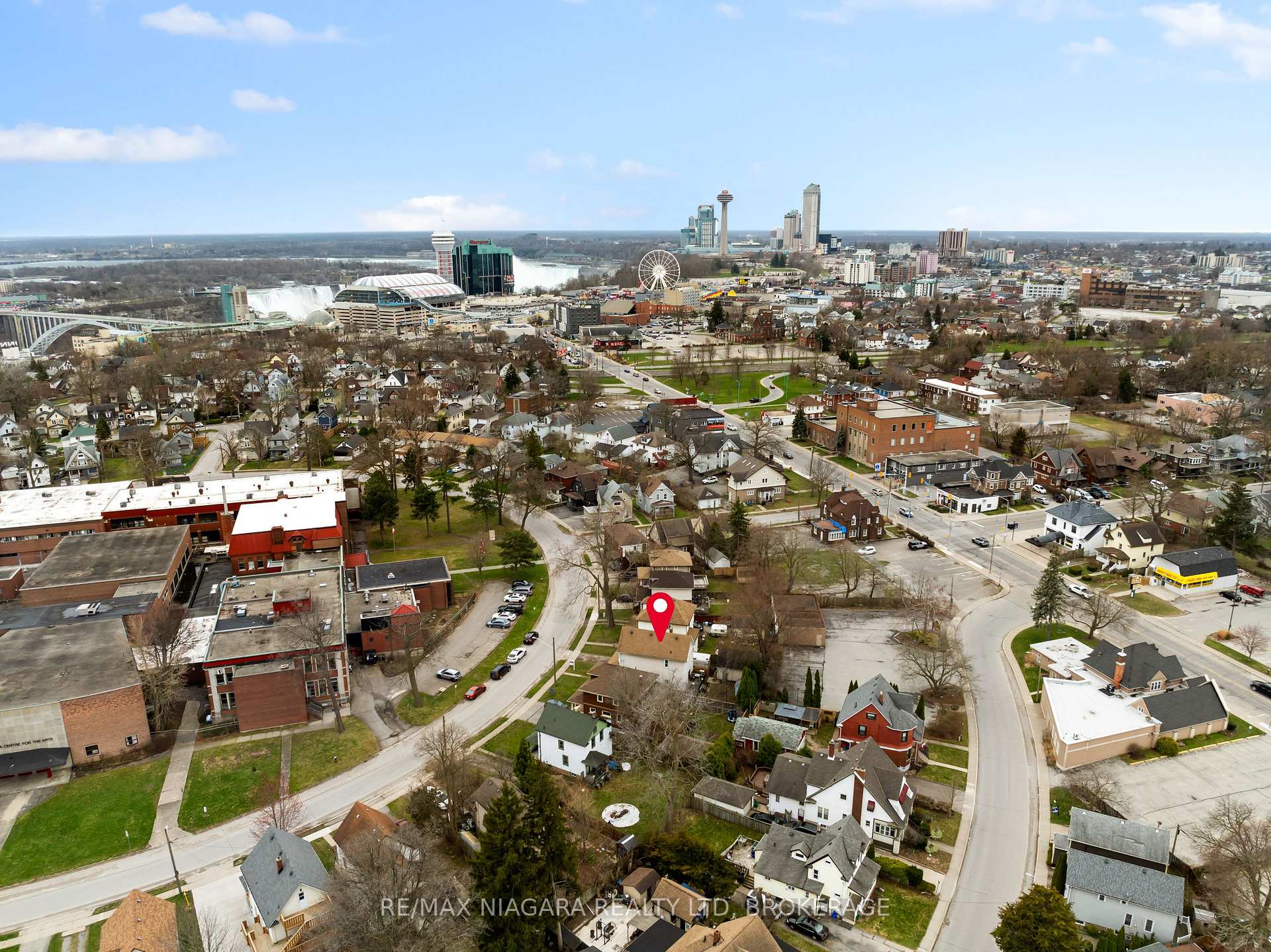 Photo 30 of 4761 Epworth Circle, Niagara Falls, Downtown — HOMEH