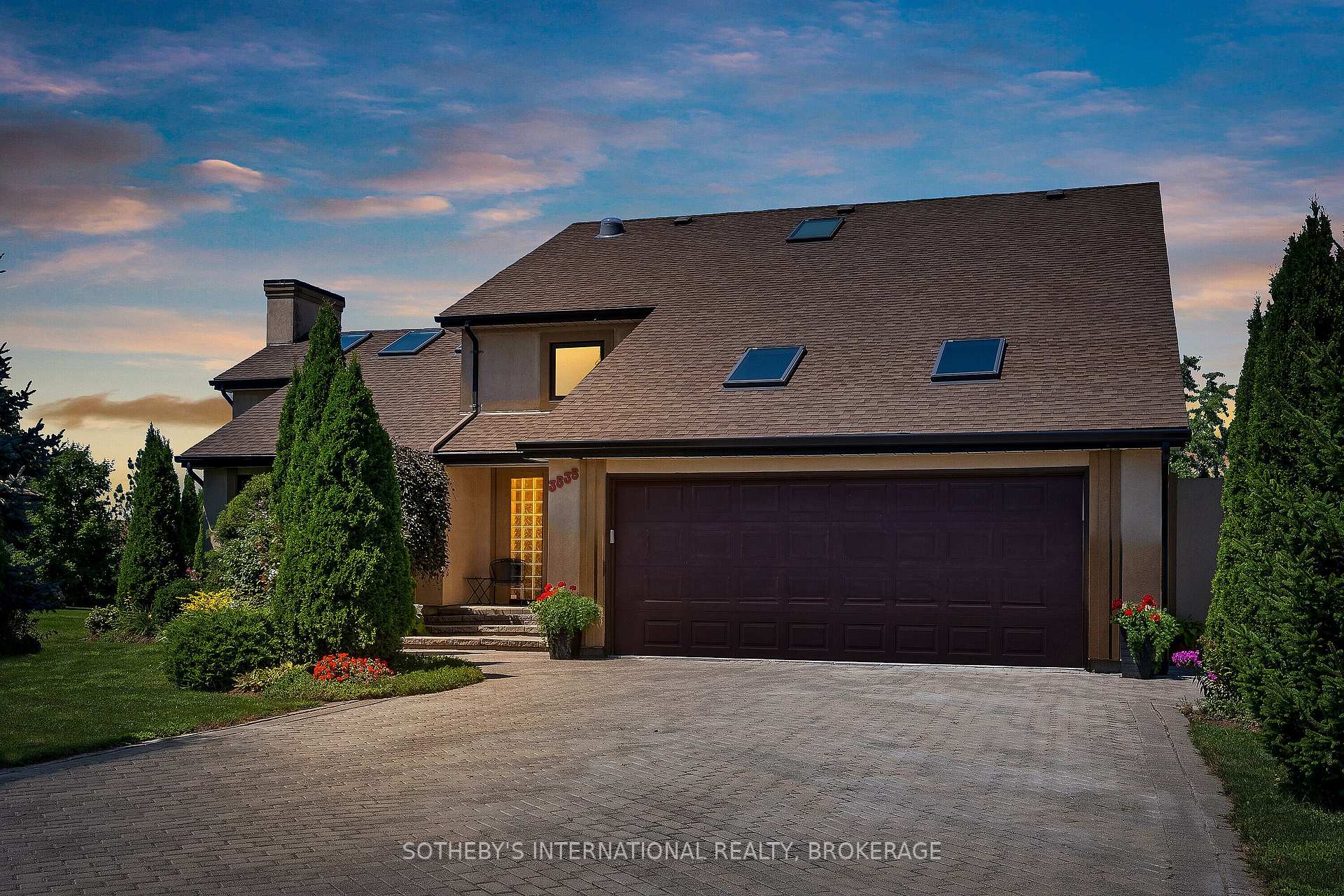Front of 3535 Cardinal Drive