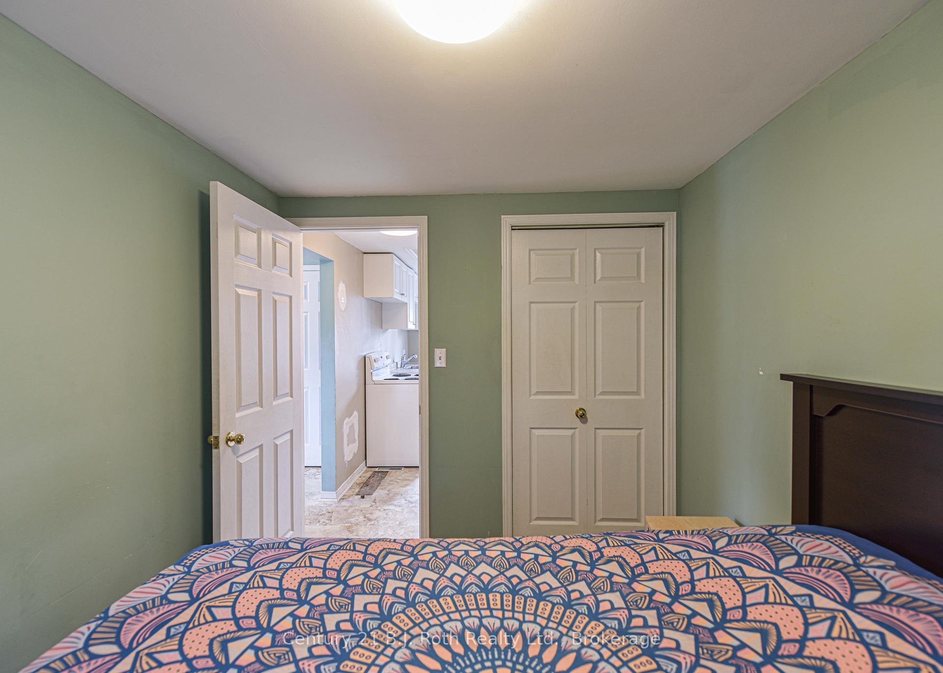 Photo 24 of 313 East Street E, Orillia — HOMEH