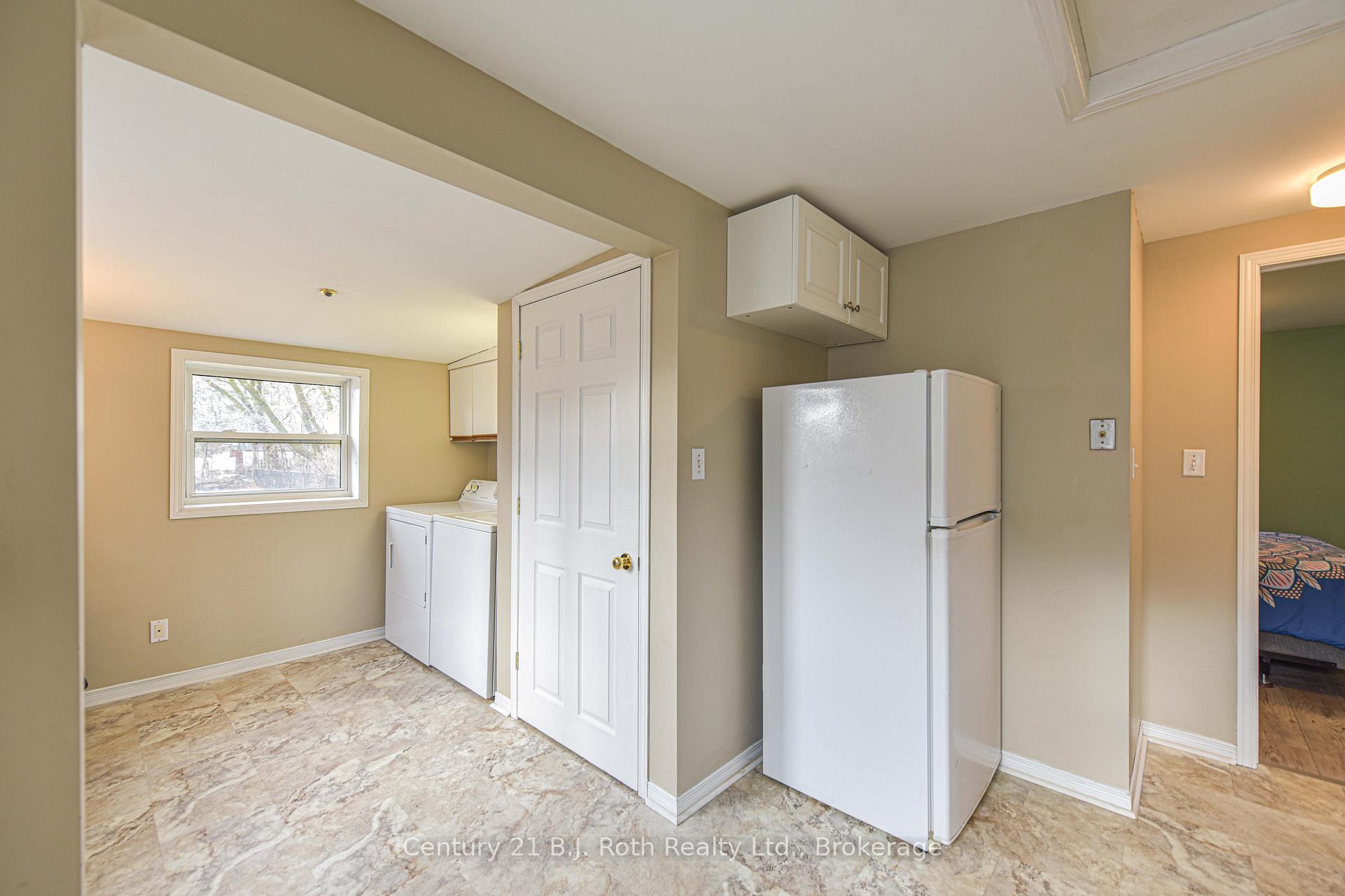 Photo 29 of 313 East Street E, Orillia — HOMEH