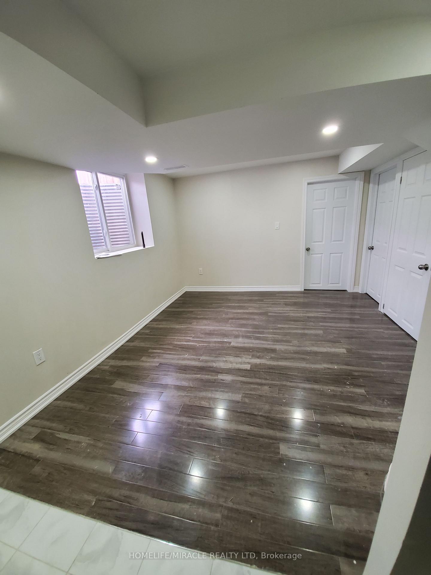 Photo 1 of 1001 Tock Close, Milton, Willmott — HOMEH