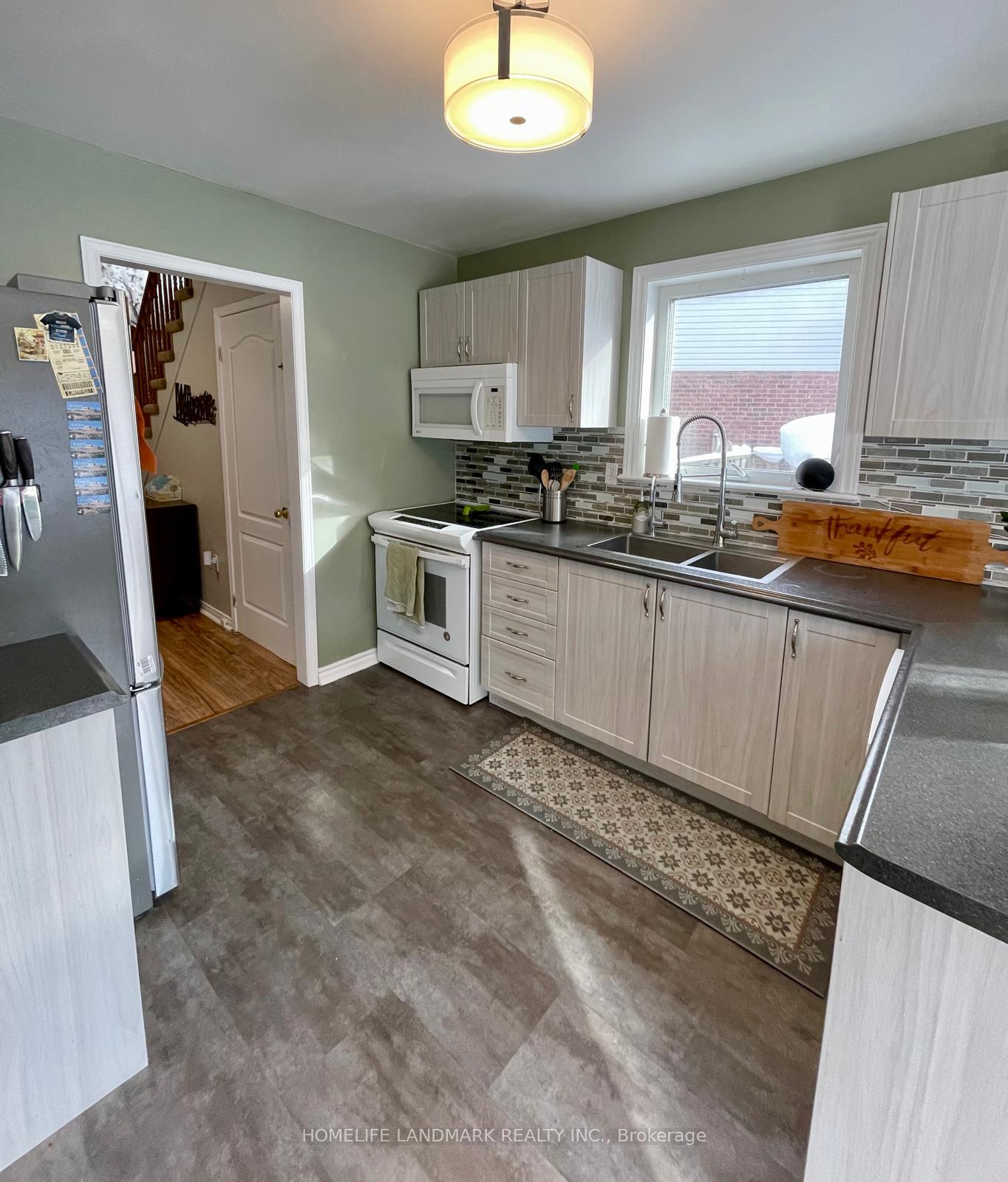 Photo 6 of 119 Julia Crescent, Orillia — HOMEH