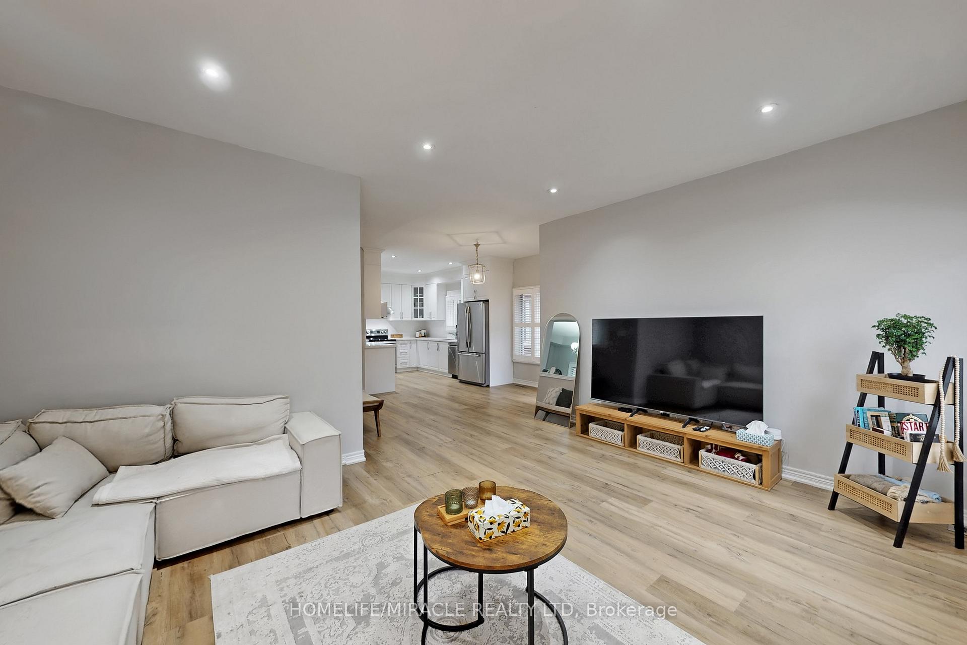 Photo 39 of 467 Willmott Crescent, Milton, Clarke — HOMEH
