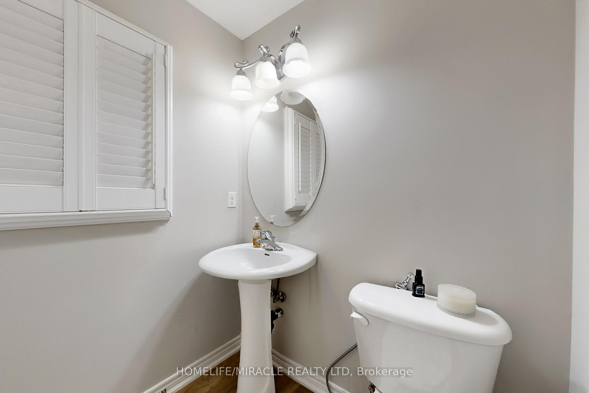 Photo 6 of 467 Willmott Crescent, Milton, Clarke — HOMEH