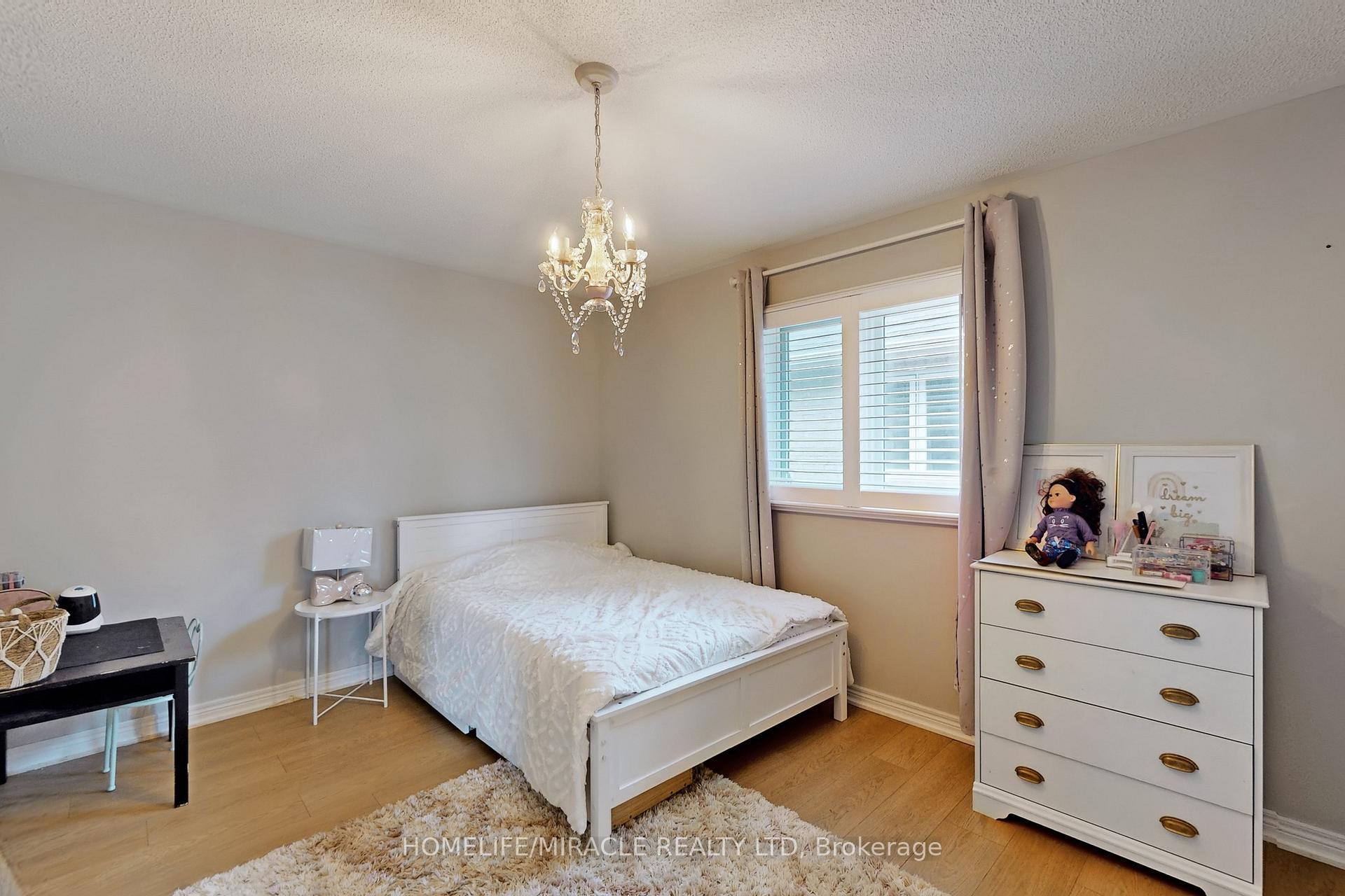 Photo 17 of 467 Willmott Crescent, Milton, Clarke — HOMEH