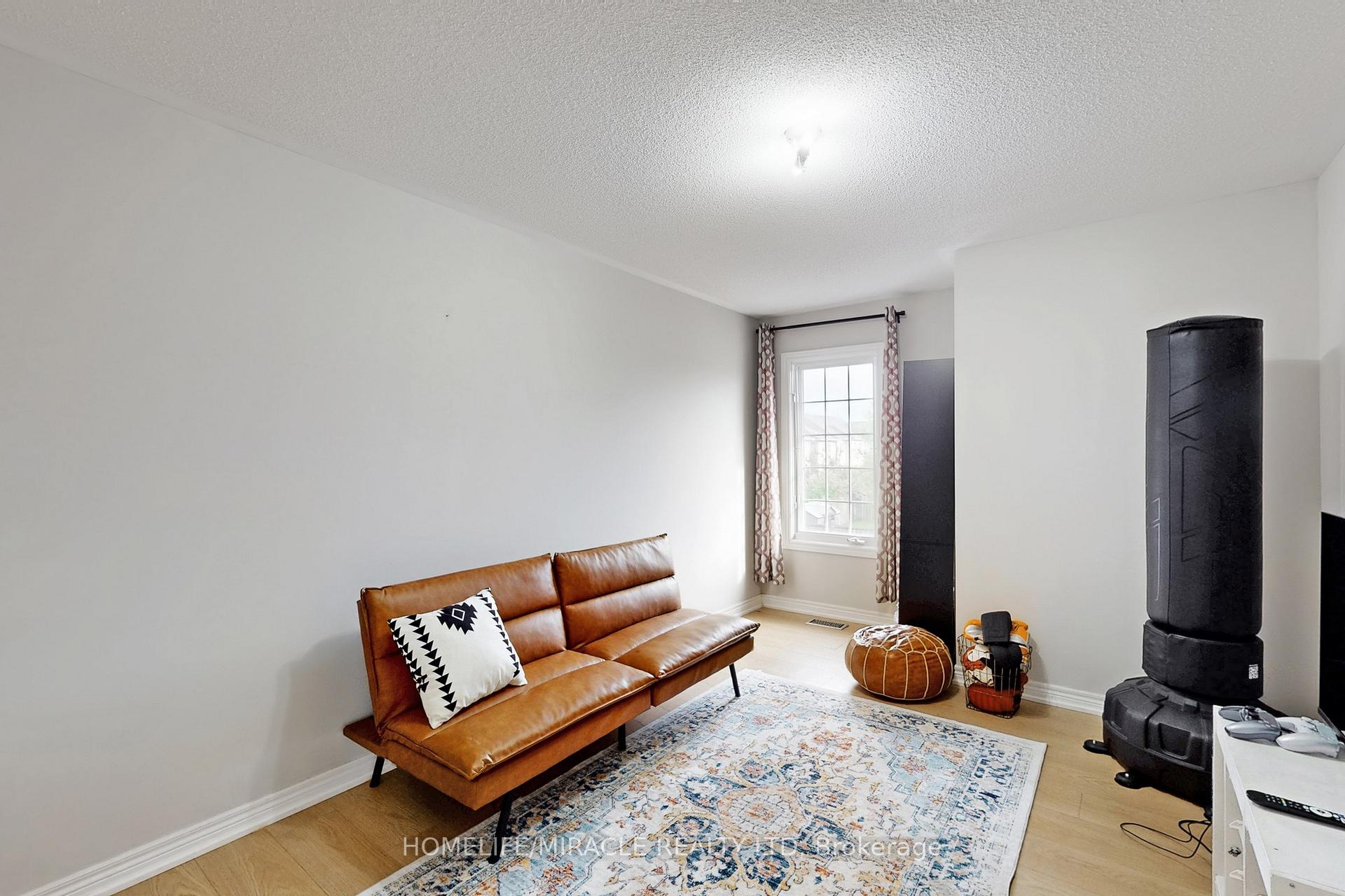 Photo 28 of 467 Willmott Crescent, Milton, Clarke — HOMEH