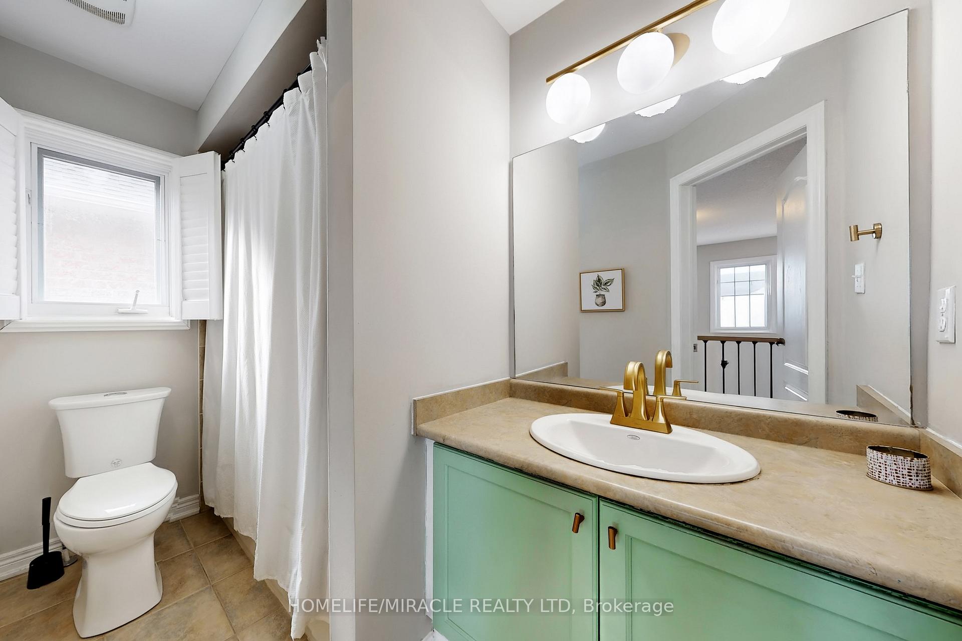 Photo 19 of 467 Willmott Crescent, Milton, Clarke — HOMEH