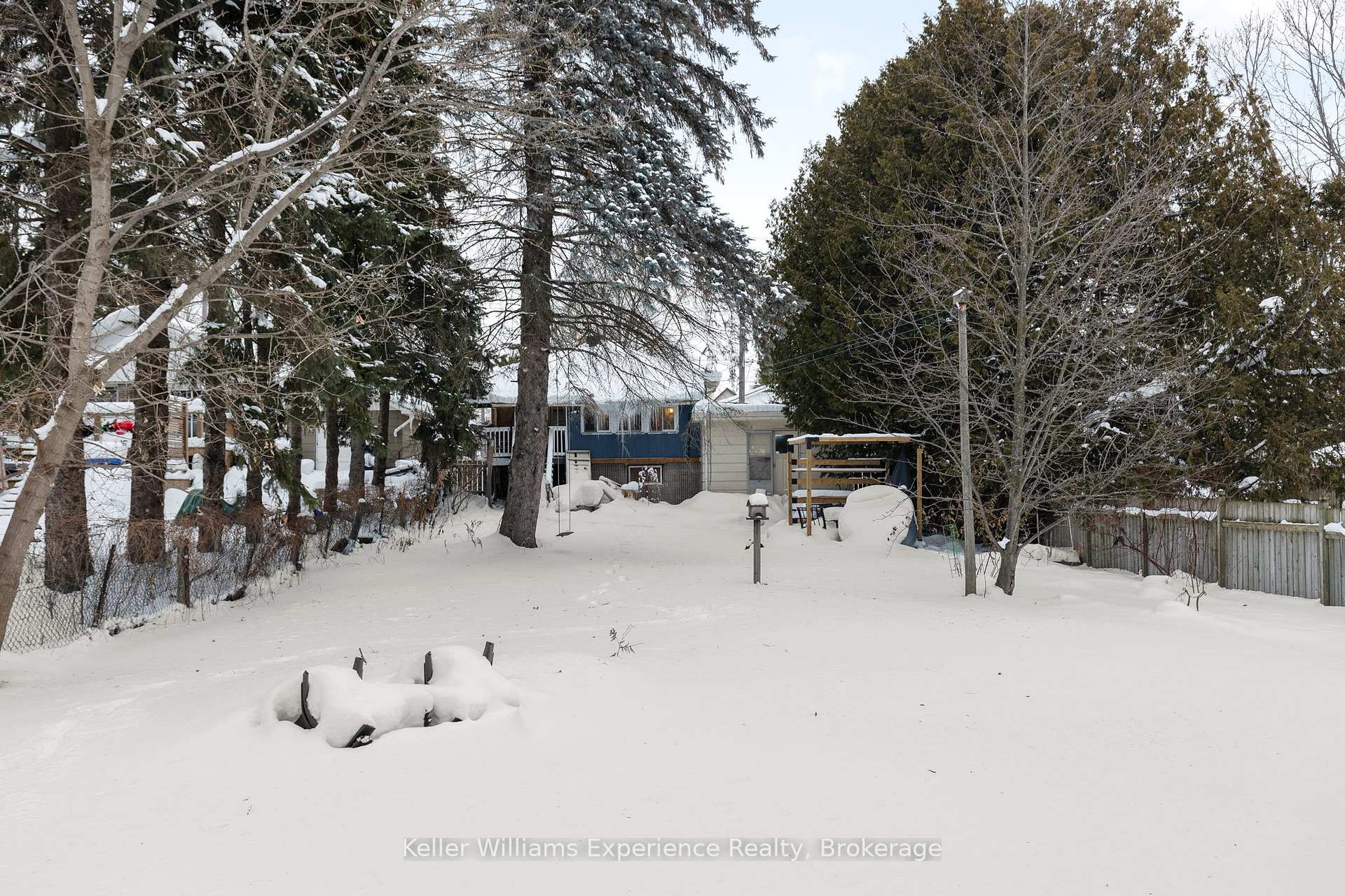Photo 16 of 183 North Street E, Orillia — HOMEH