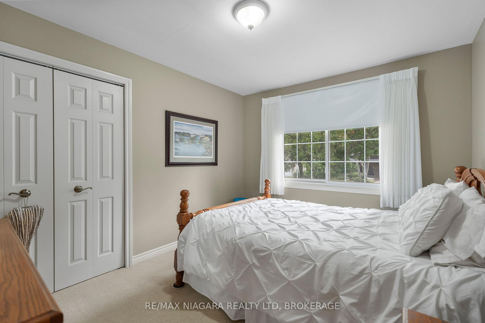 Photo 27 of 6841 Dellpark Drive, Niagara Falls, Stamford — HOMEH