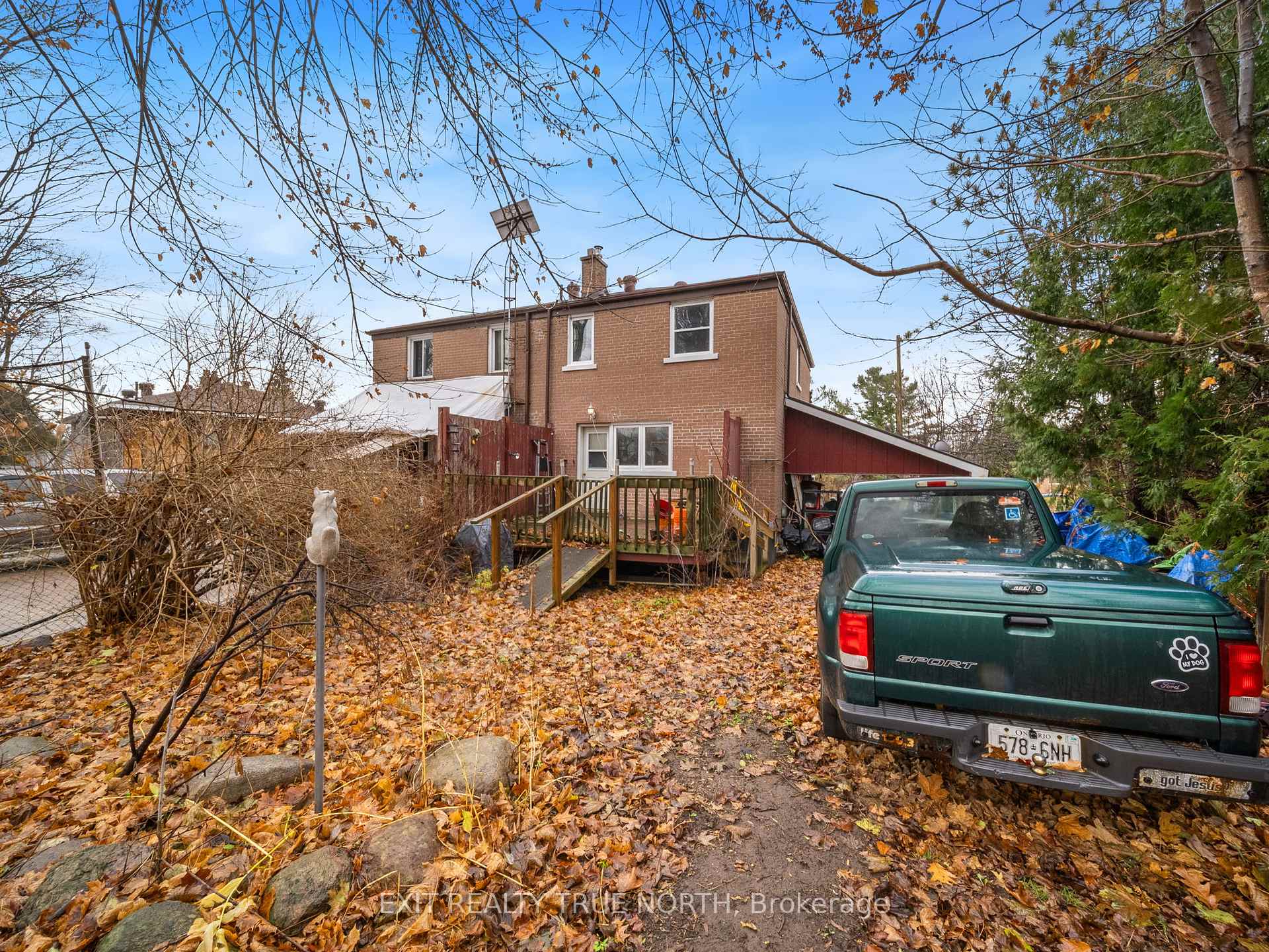 Photo 3 of 30 Sandra Drive, Orillia — HOMEH