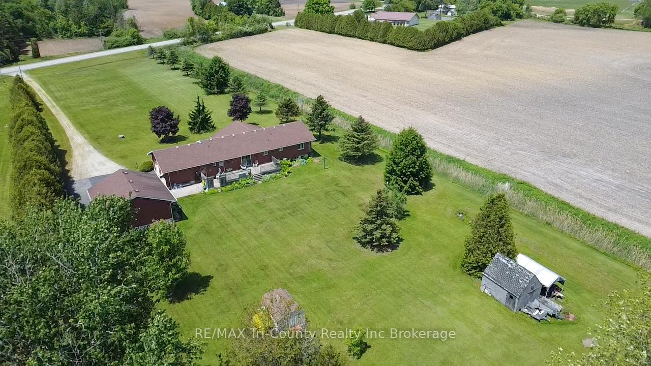 Photo 3 of 916 Norfolk County Rd 28, Norfolk, Rural Houghton — HOMEH