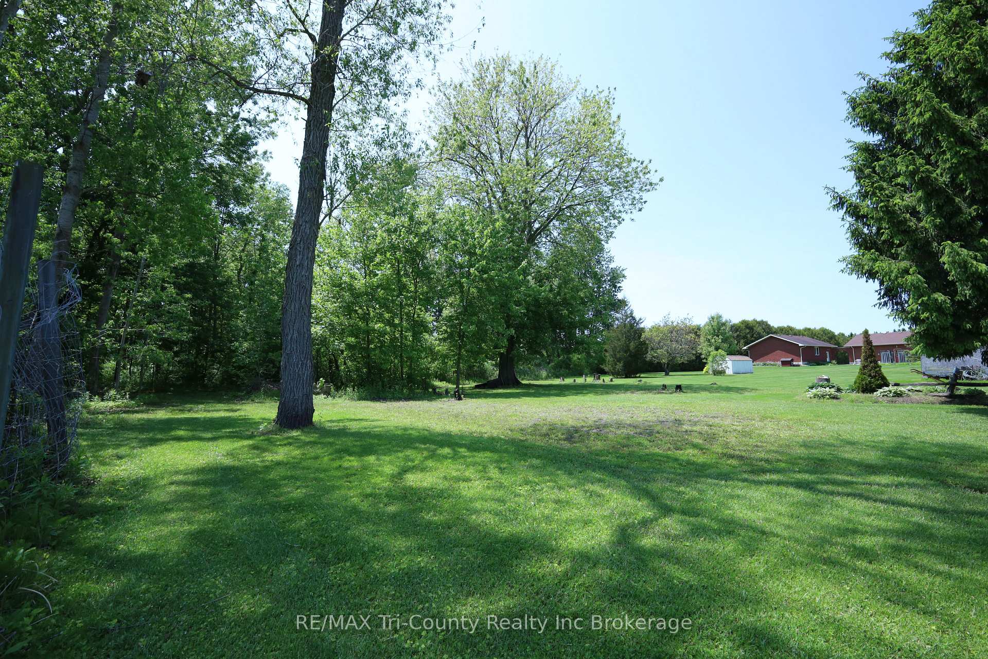 Photo 36 of 916 Norfolk County Rd 28, Norfolk, Rural Houghton — HOMEH