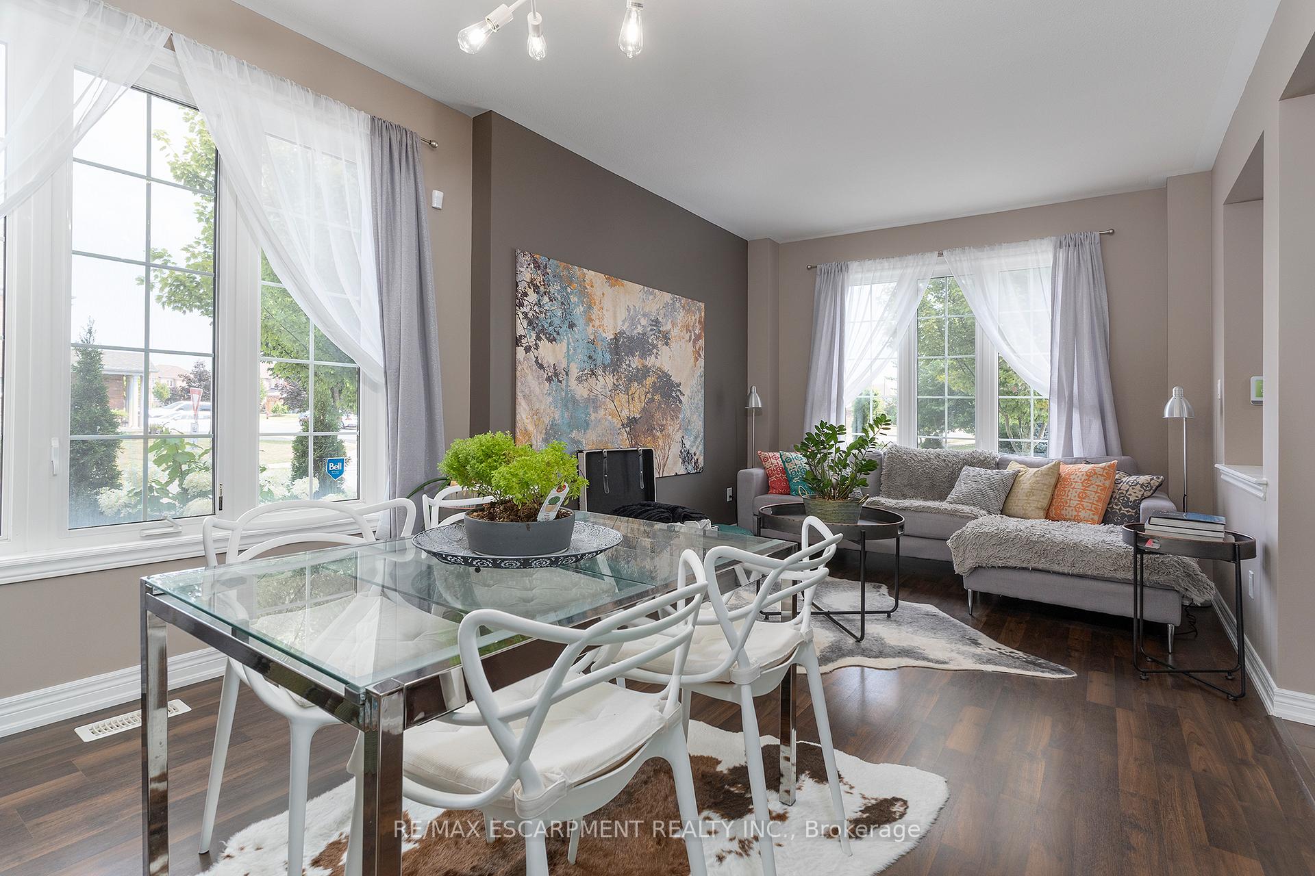 Photo 6 of 6325 St Michael Avenue, Niagara Falls, Forestview — HOMEH
