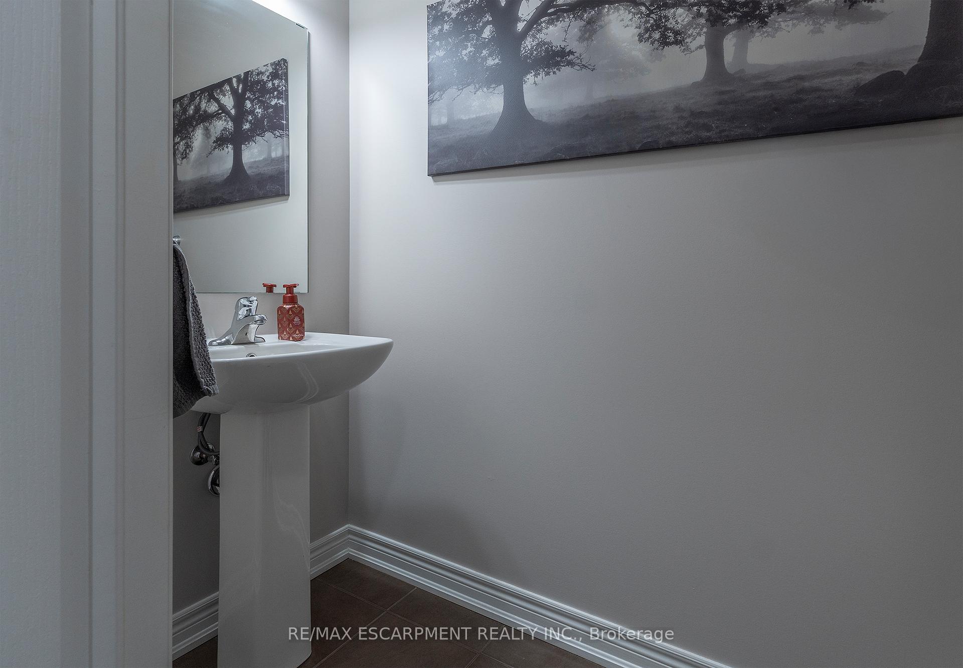 Photo 13 of 6325 St Michael Avenue, Niagara Falls, Forestview — HOMEH
