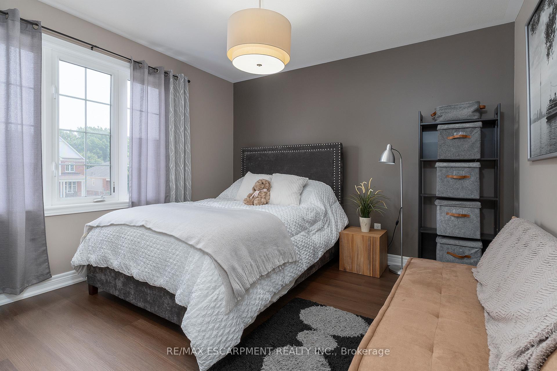 Photo 21 of 6325 St Michael Avenue, Niagara Falls, Forestview — HOMEH