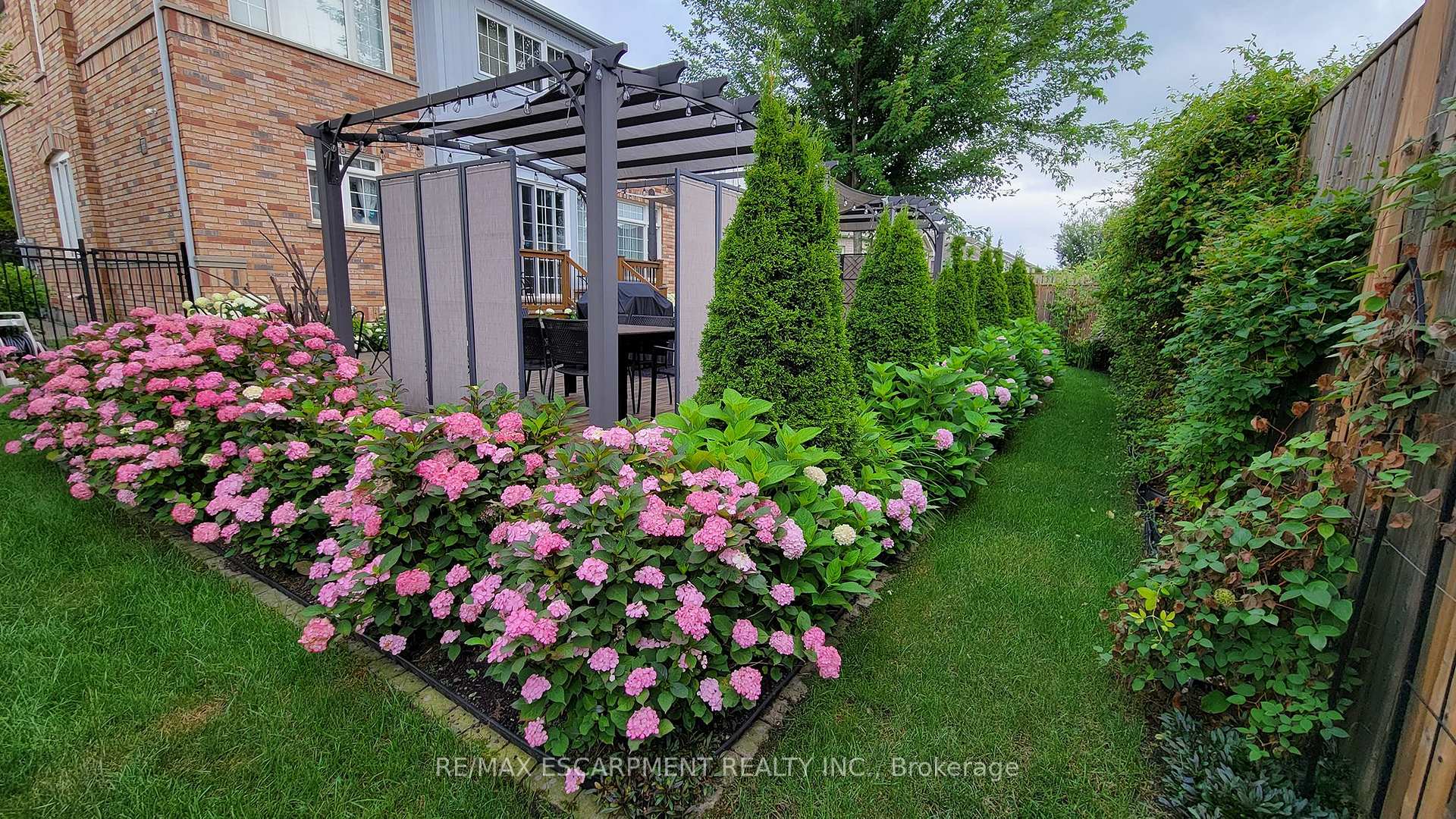 Photo 31 of 6325 St Michael Avenue, Niagara Falls, Forestview — HOMEH