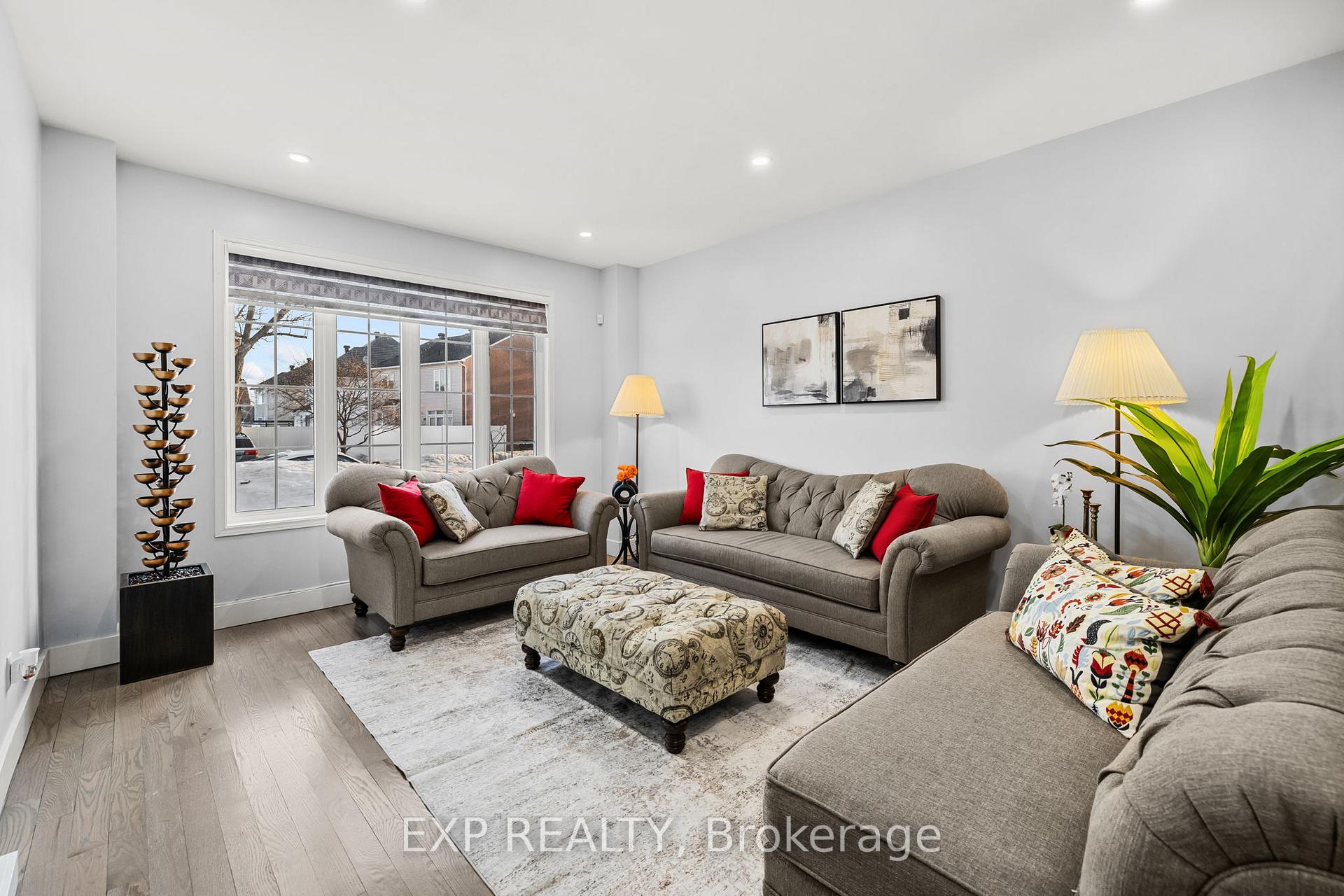 Photo 12 of 2151 Avebury Drive, Ottawa, Avalon East — HOMEH
