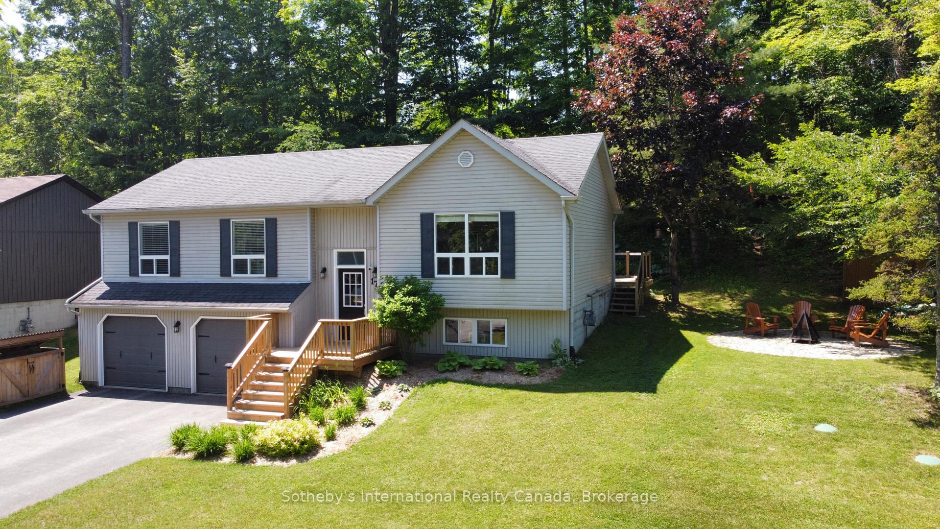 Front of 17 Sugarbush Road